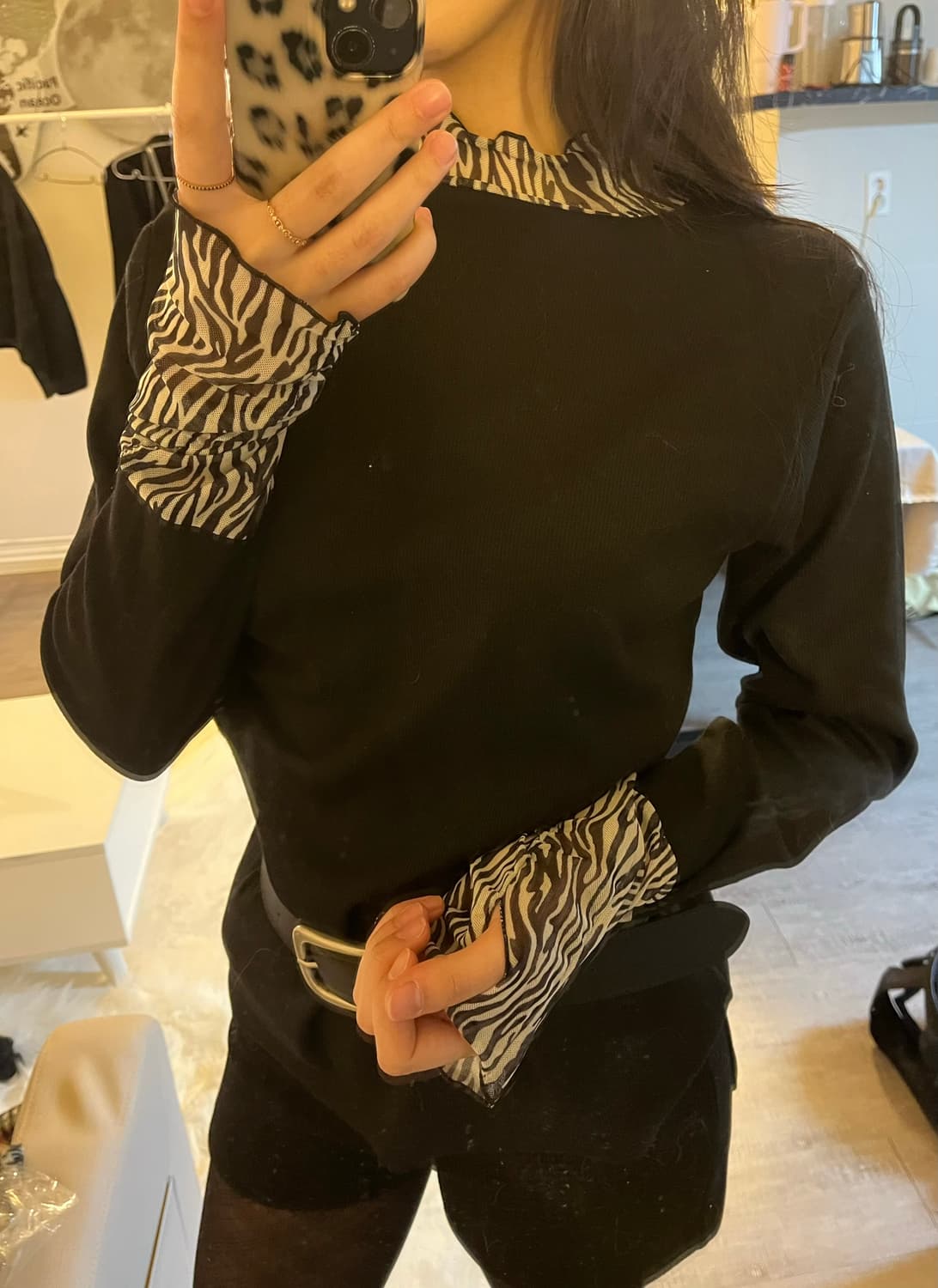 빈티지 지브라 패턴 티 상품이미지1