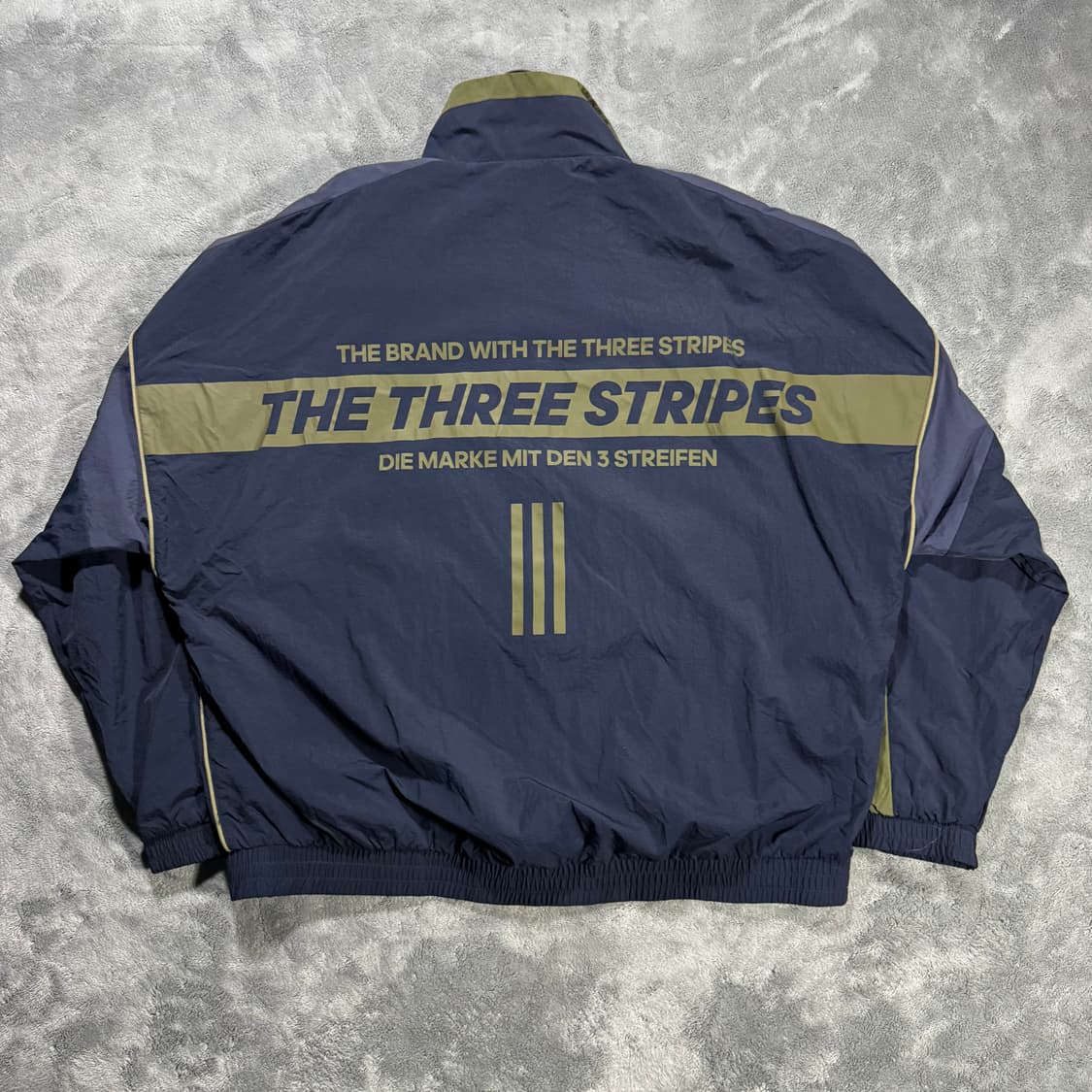 아디다스 빈티지 바람막이 상품이미지1