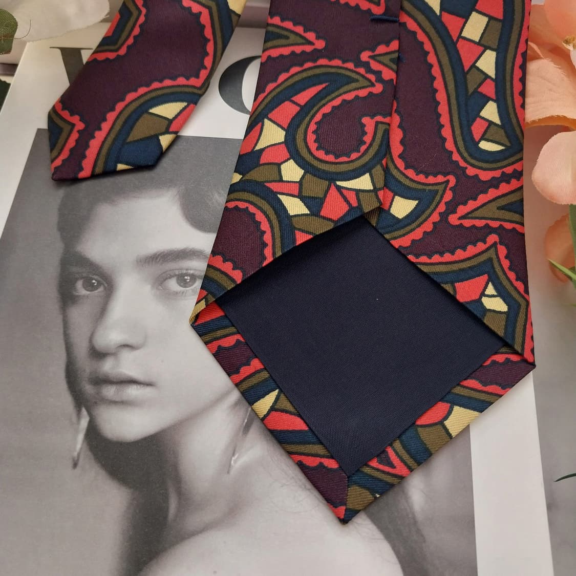 폴 스미스 실크 레드 믹스 패턴 넥타이 9cm A+등급 K1369
 상품이미지7