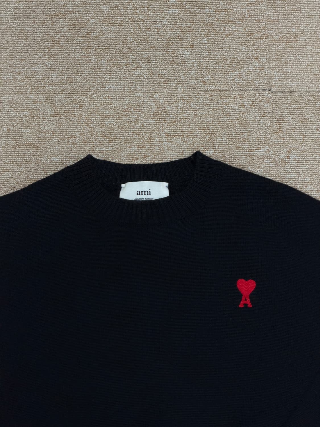 아미 하트로고 메리노 울 니트 블랙 여성 니트 상품이미지2