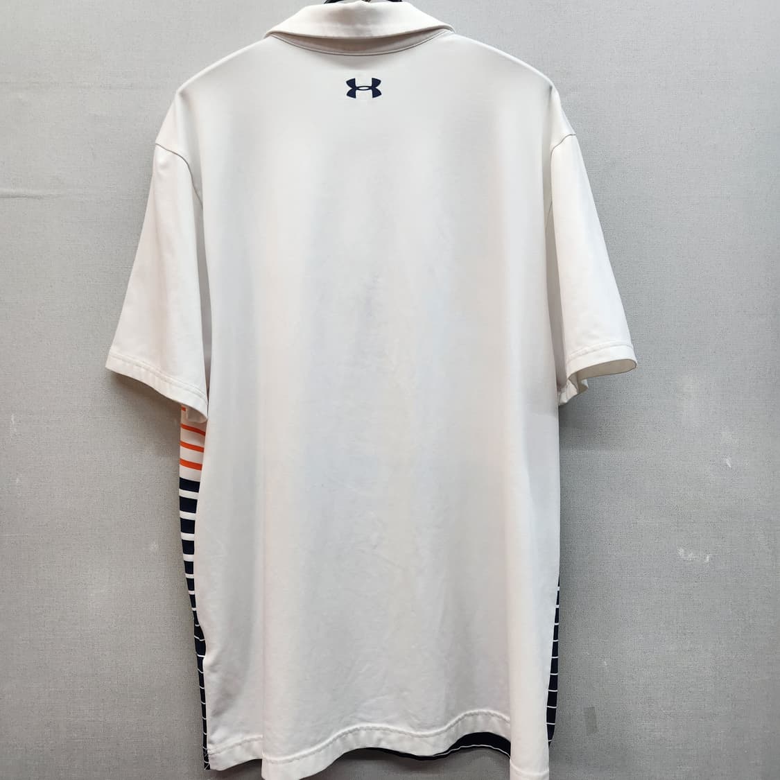 언더아머 스트라이프 기능 반팔카라 XL 상품이미지3