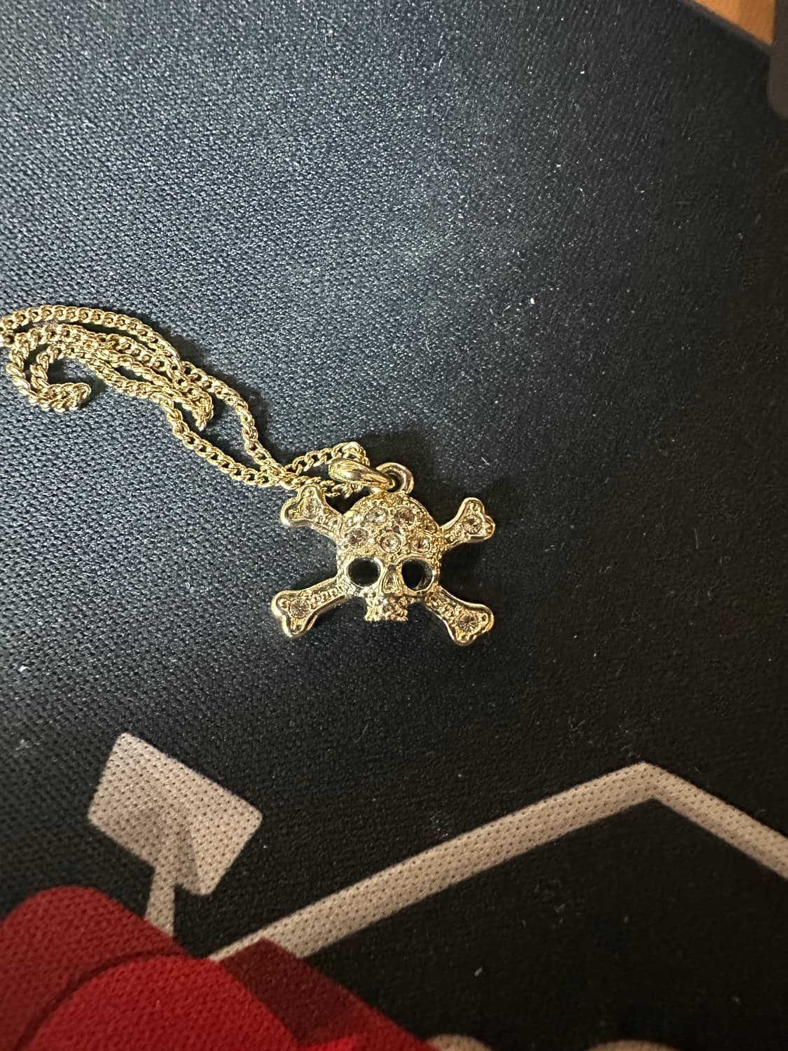 비비안웨스트우드 해골 목걸이 (스컬 앤 본) 상품이미지1