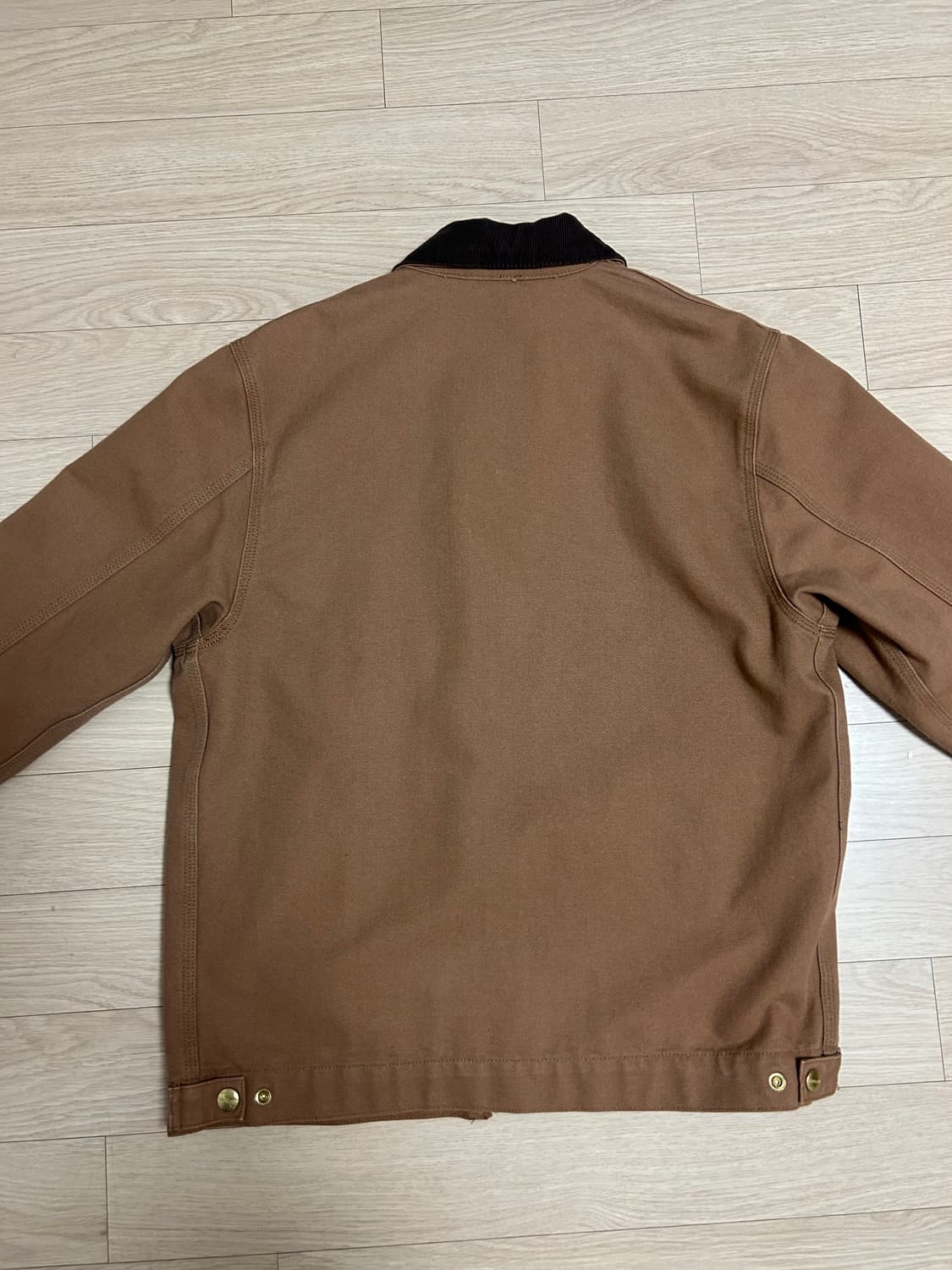 칼하트 디트로이트 자켓 브라운 토바코 스프링 상품이미지3