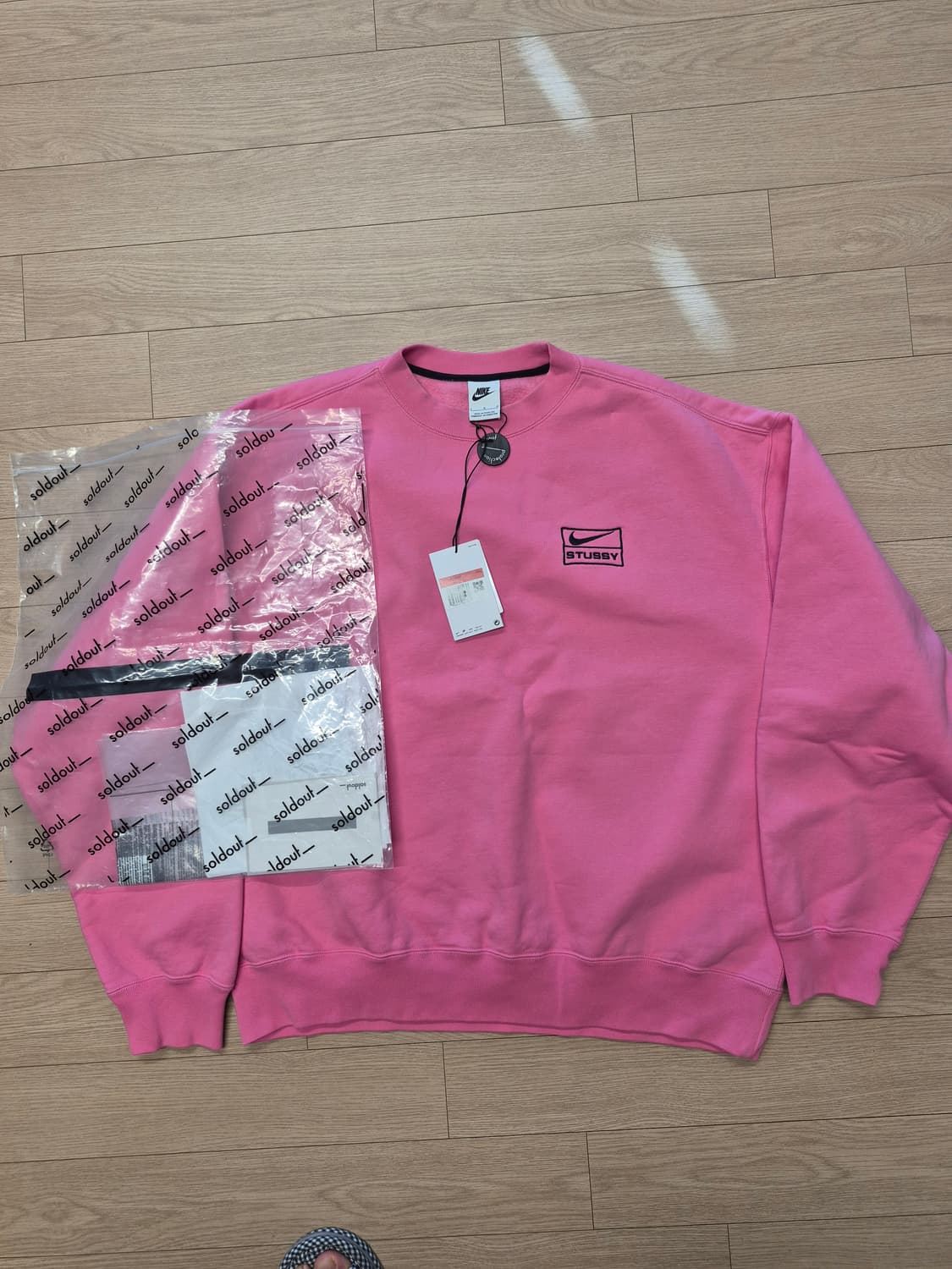 나이키 x 스투시 NRG 워시드 플리스 크루넥 로터스 핑크 상품이미지1