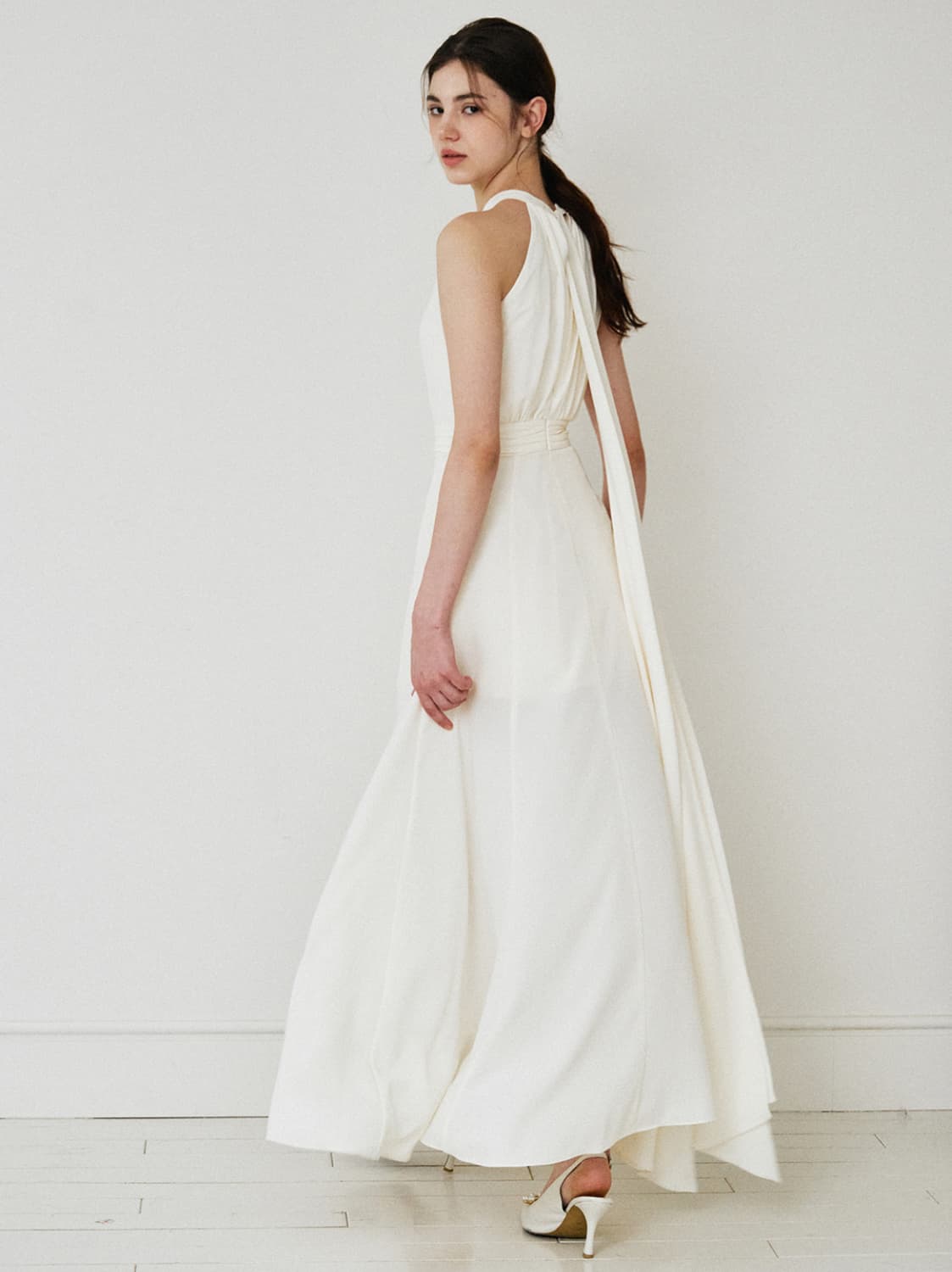 그레이스유 홀터넥 드레스웨딩 상품이미지3