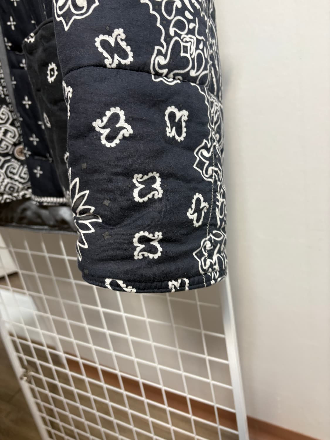 캐피탈 페이즐리 패딩 4사이즈 상품이미지5