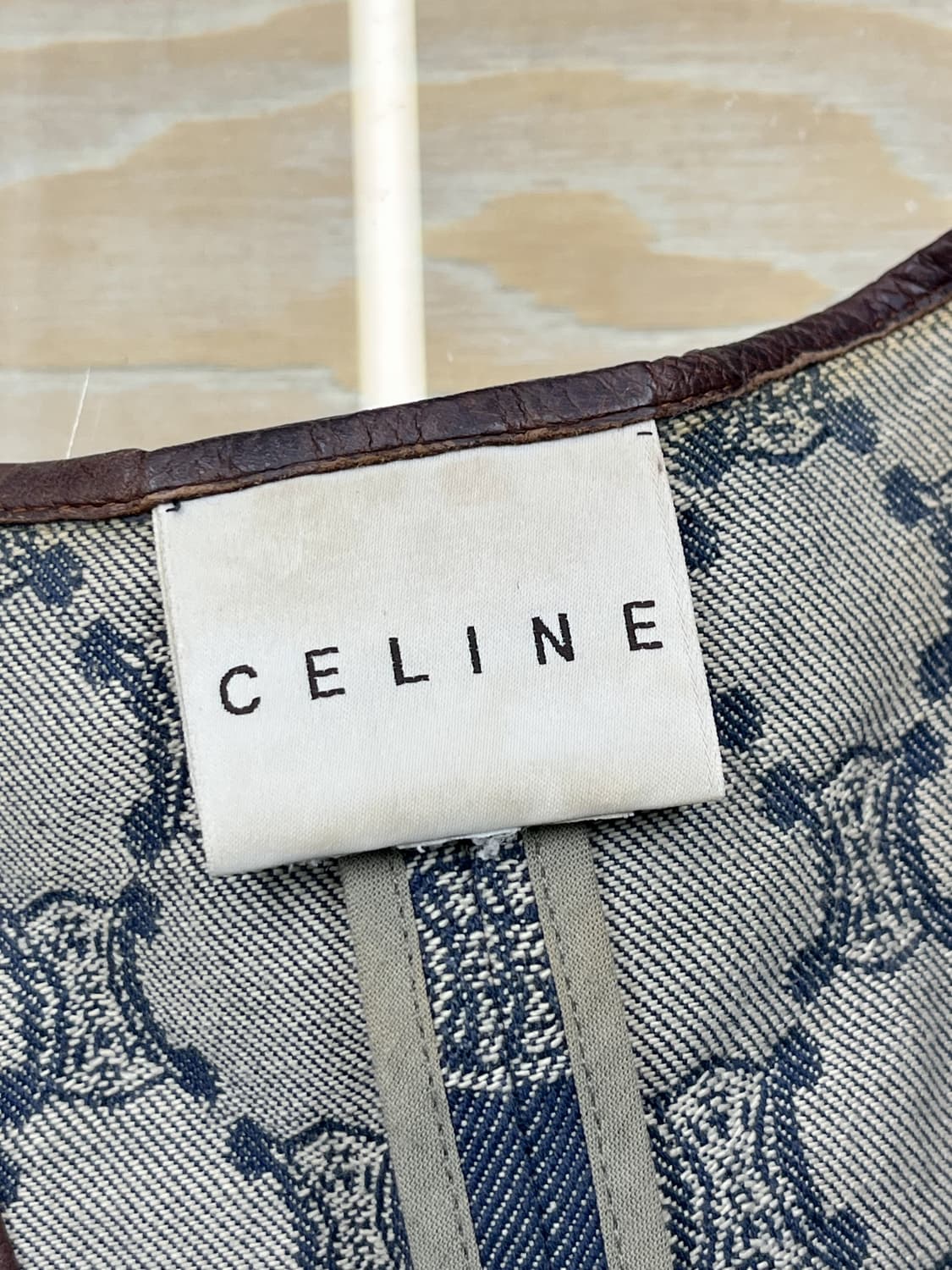 셀린느 트리옹프 레더 데님 베스트 상품이미지6