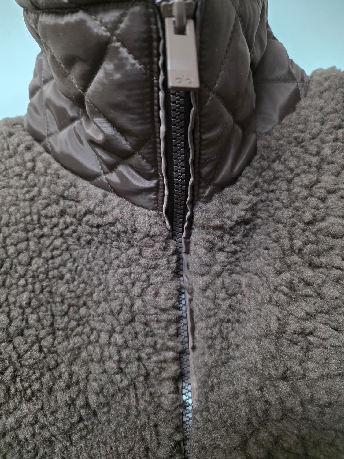 알로쉐르파브라운퀼팅배색뽀글이M 상품이미지5