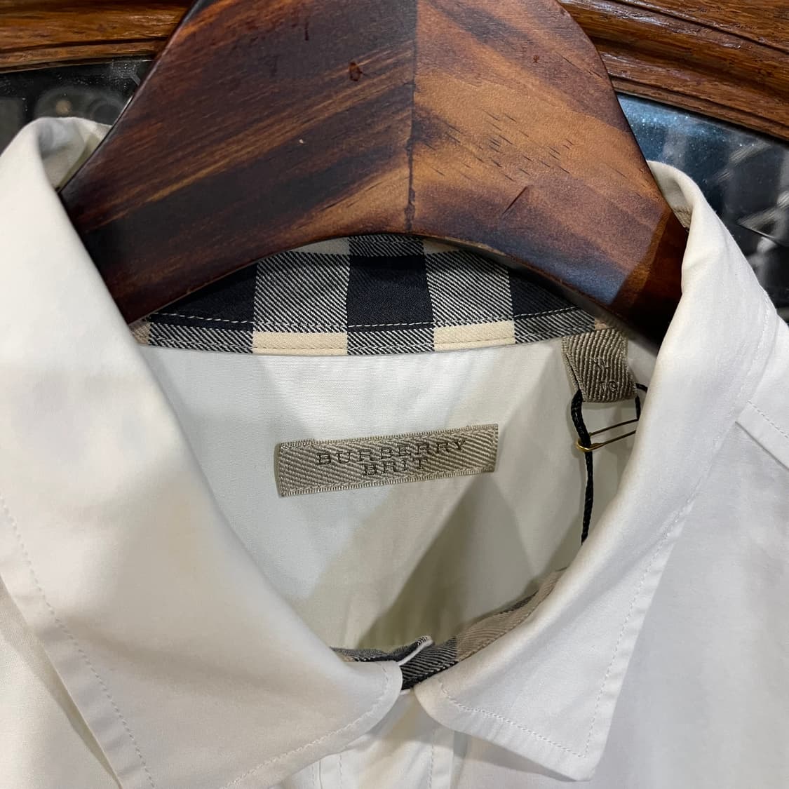 버버리 브릿.화이트셔츠  상품이미지2