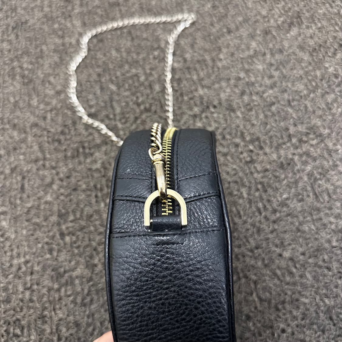 메트로시티 여성 가죽 크로스백 블랙 상품이미지5