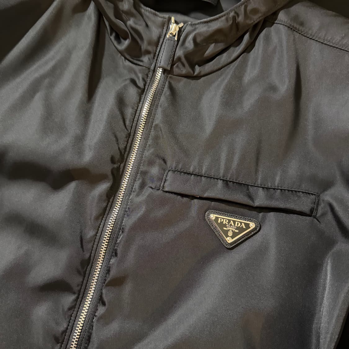 프라다 리나일론 후드 블루종 재킷 48 상품이미지2