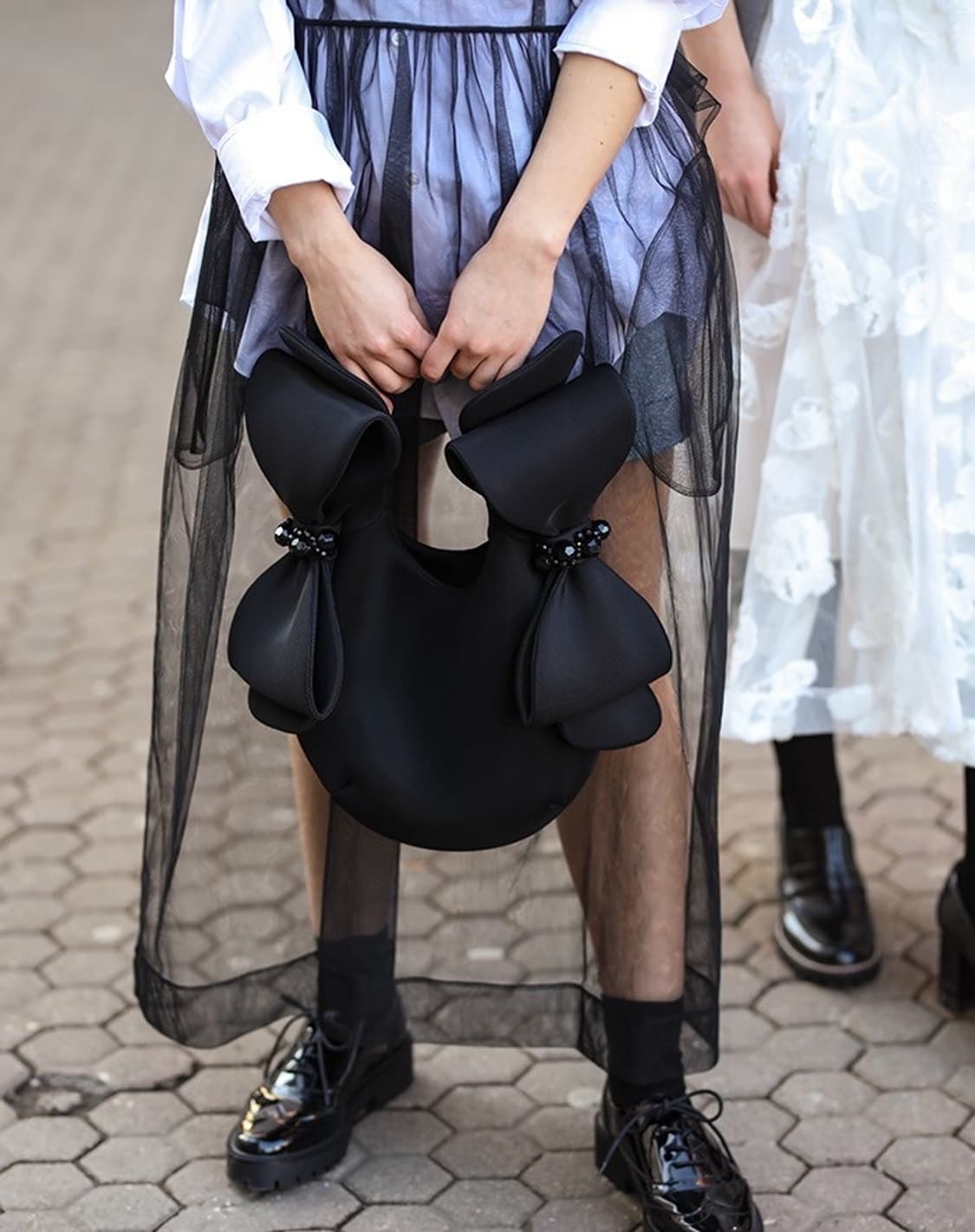 시몬로샤 H&M 콜라보 리본 가방 토트 블랙 상품이미지4