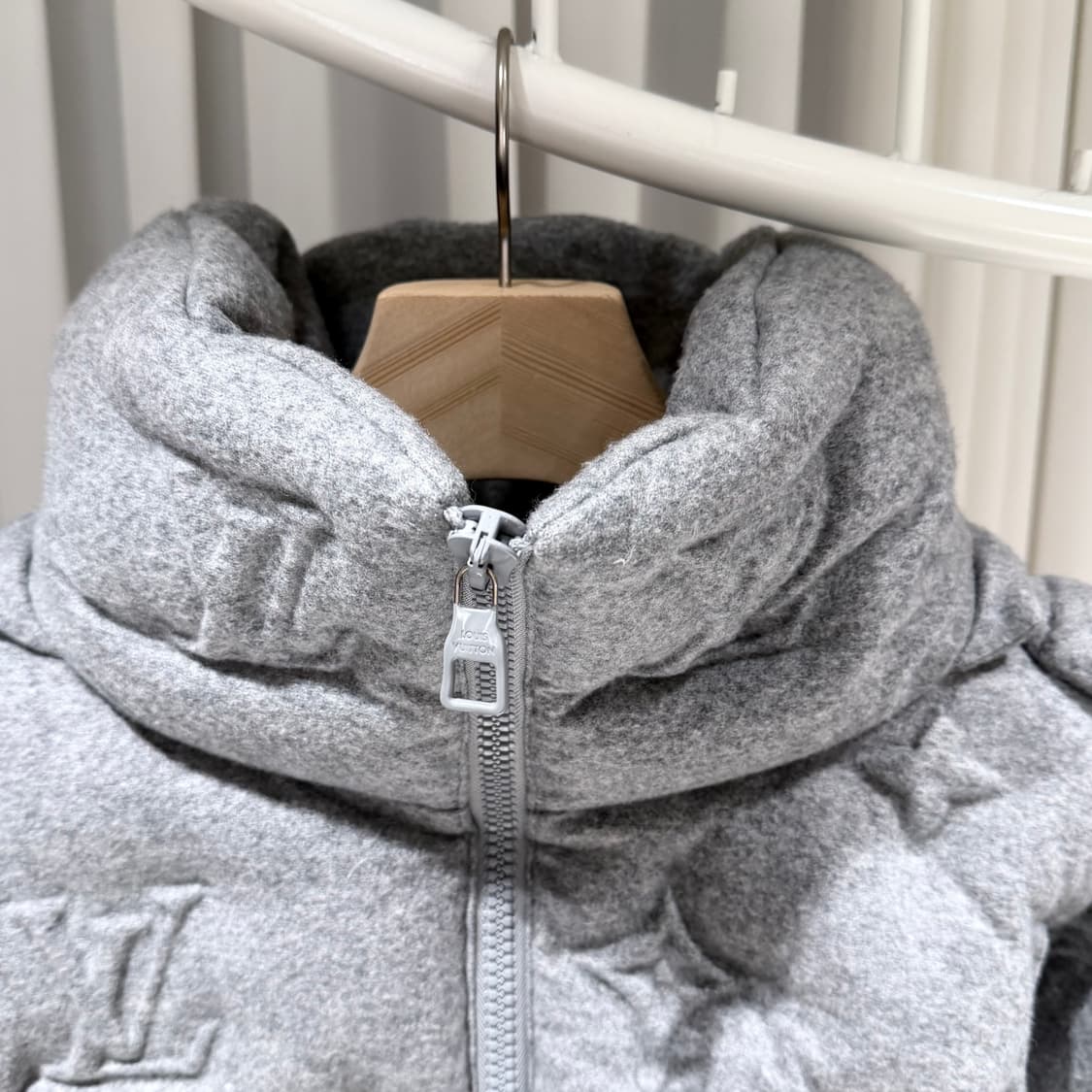 46 / 루이비통 모노그램 보이후드 푸퍼 패딩 자켓 상품이미지2