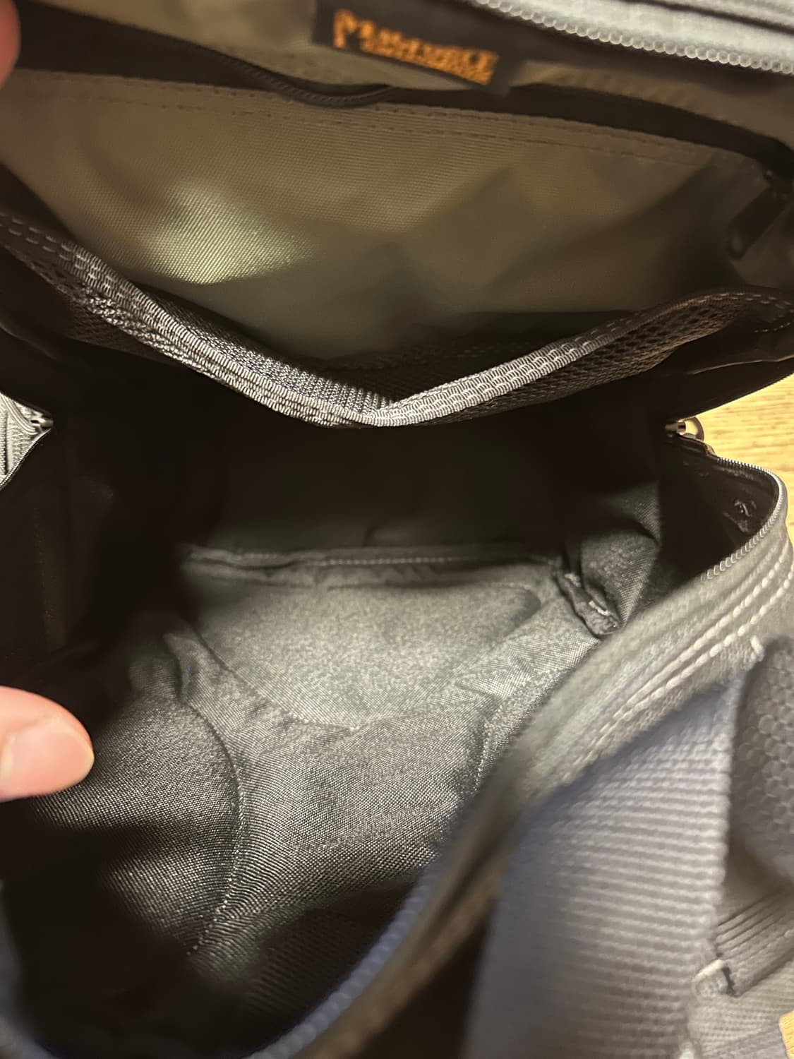 맥포스 타이푼 백팩 1회 착용 상품이미지5