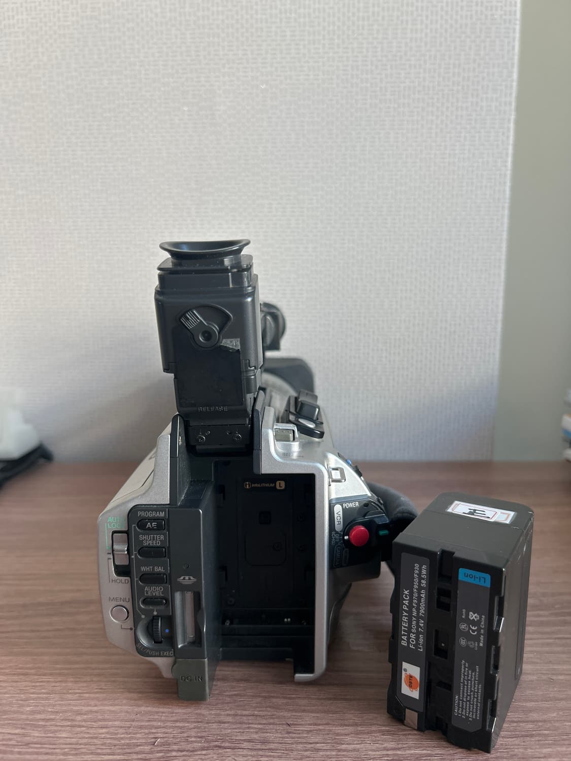 소니 DCR-VX2000 6mm 캠코더 상품이미지4