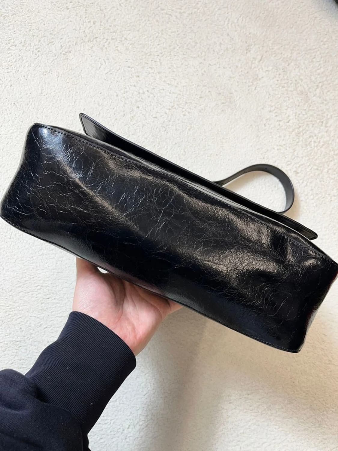 오스트카카 OSTKAKA 카델 바게트 소가죽 숄더백 A1809 상품이미지4