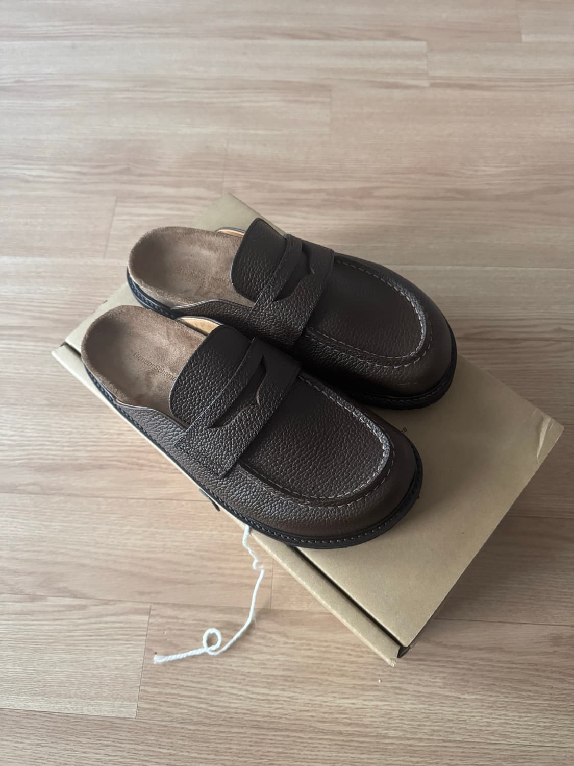 hender scheme 핸더스킴 모건 뮬 브라운 260 상품이미지1