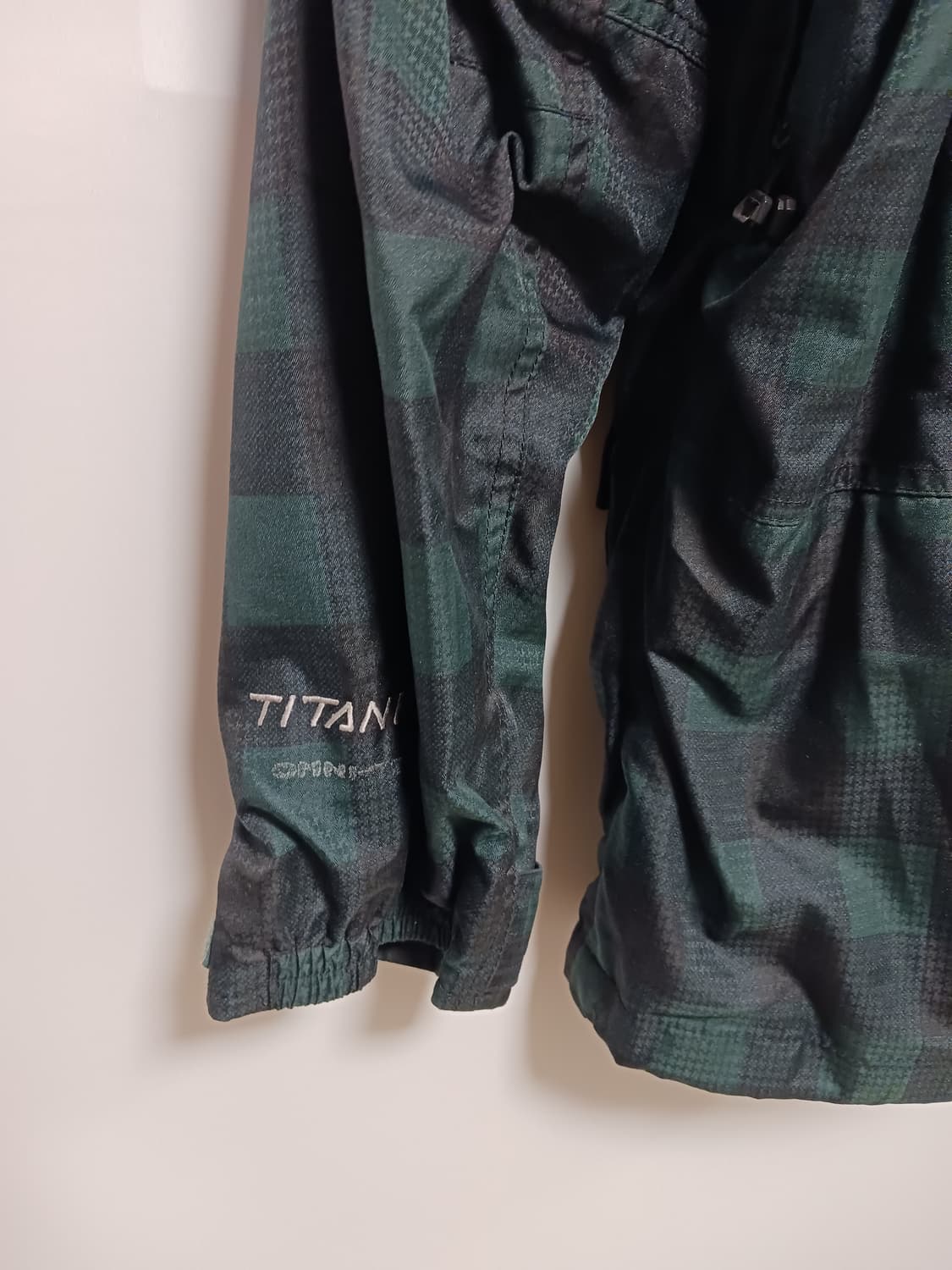 콜롬비아 티타늄 기능성 바람막이  상품이미지8