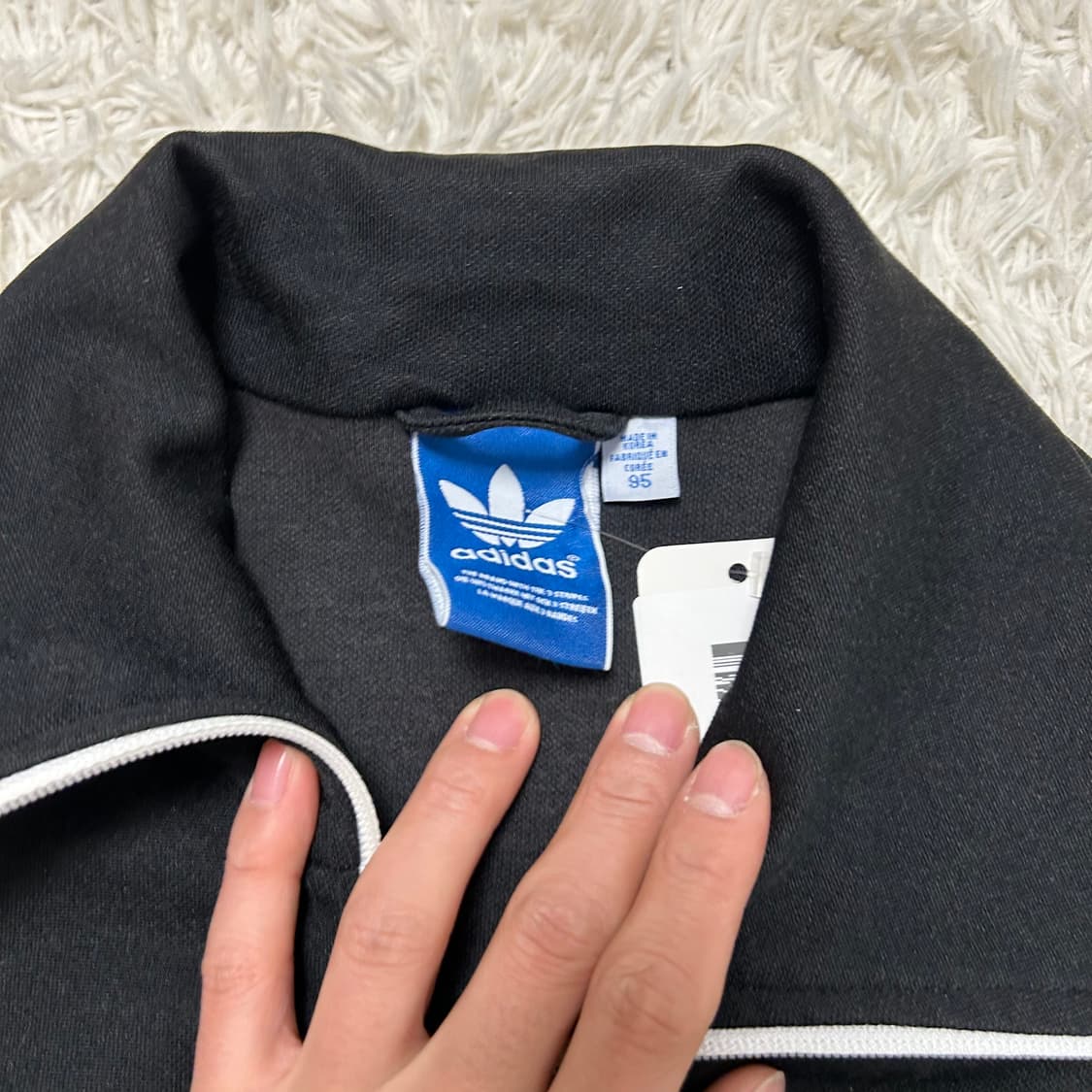 Adidas Black Europa Track Jacket 상품이미지6