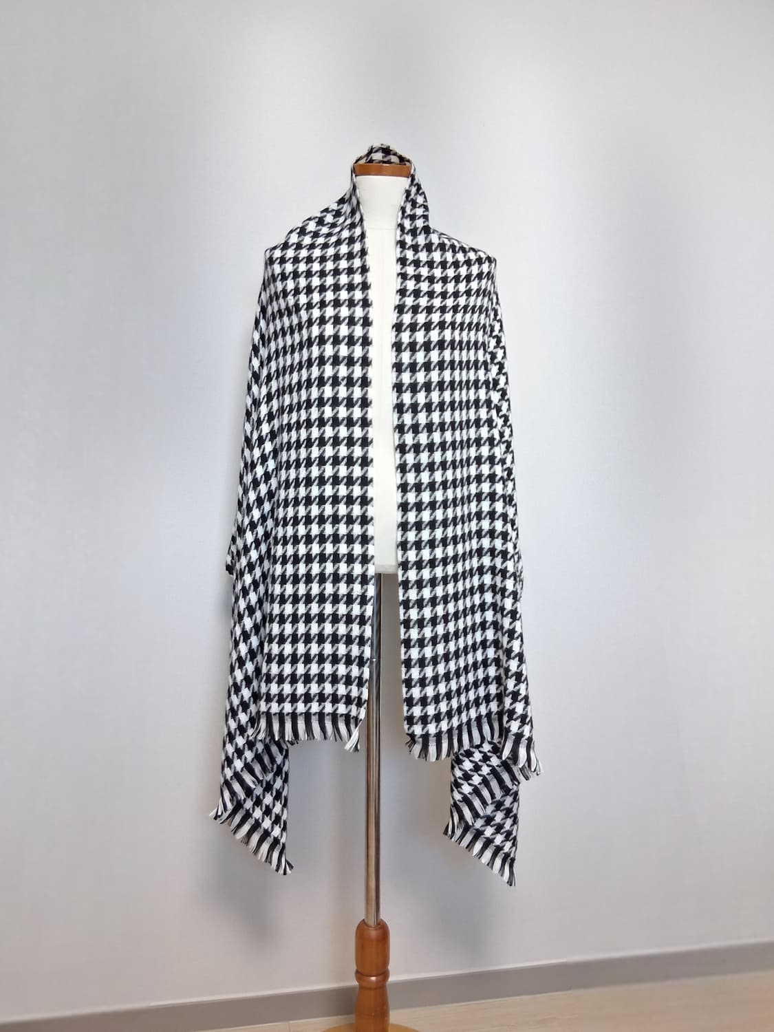 하운즈투스 머플러 (새상품) 상품이미지3