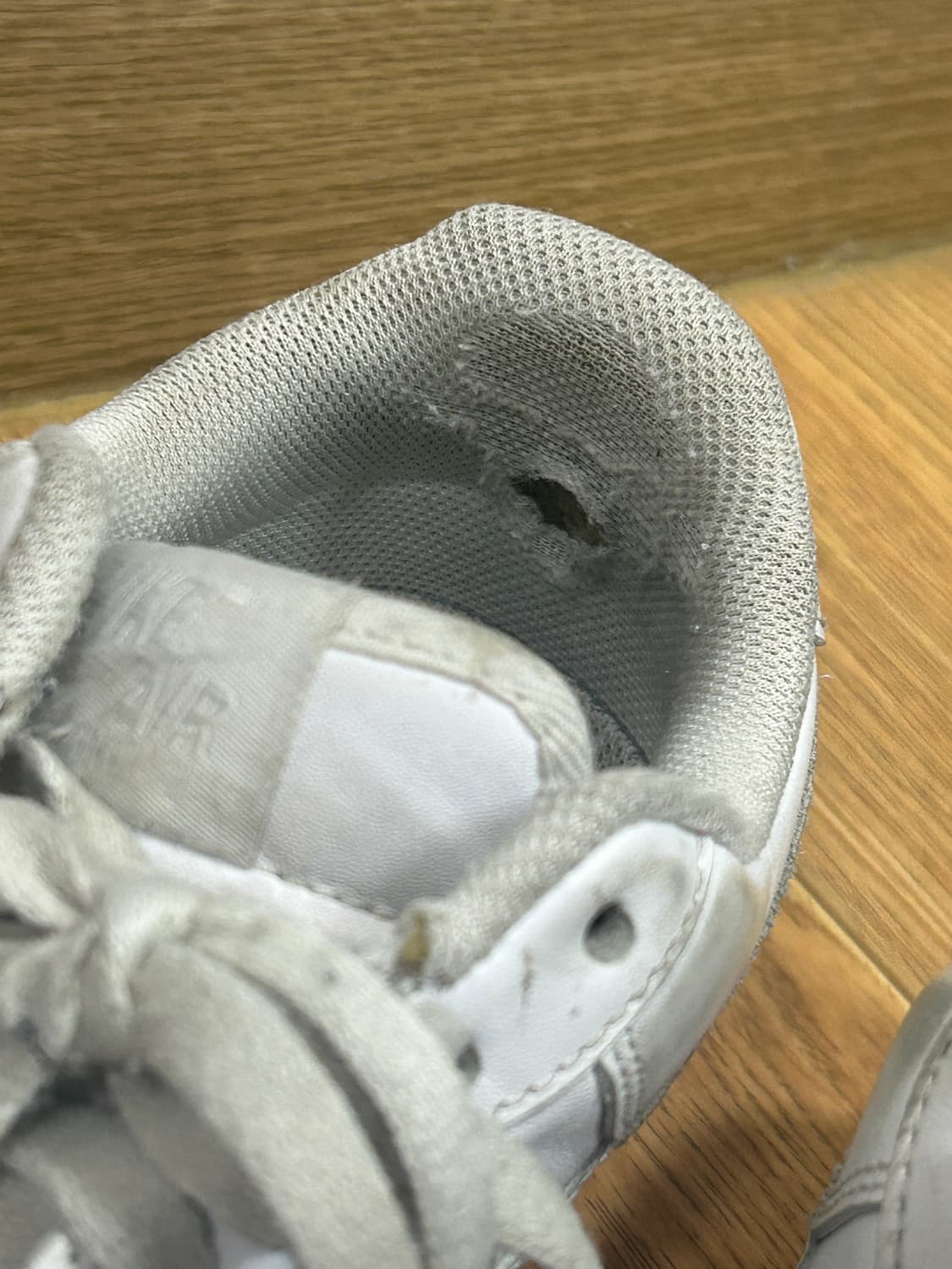 나이키 에어포스 상품이미지3