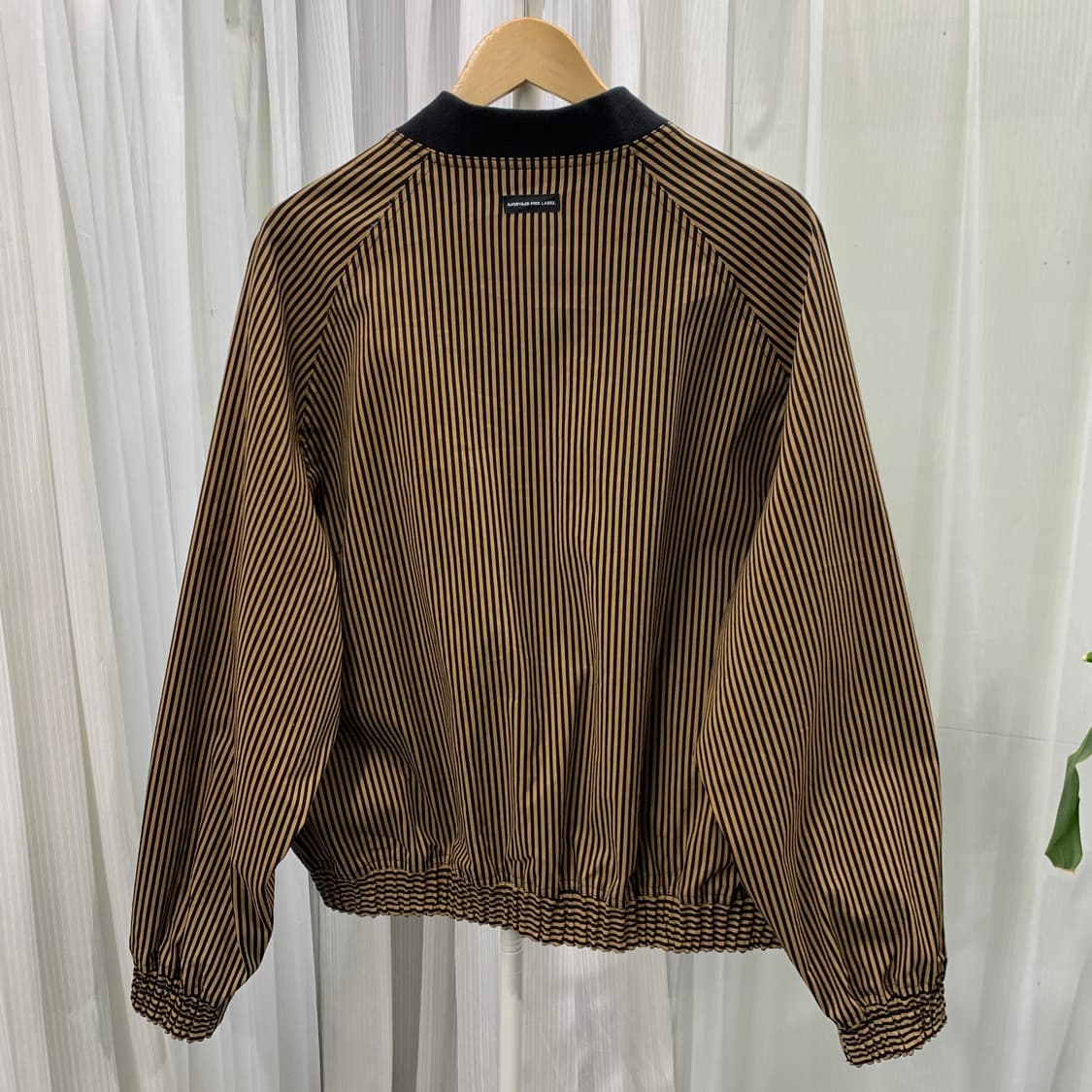 아조바이아조 핑크 라벨 스트라이프 봄버 자켓 1677 상품이미지3