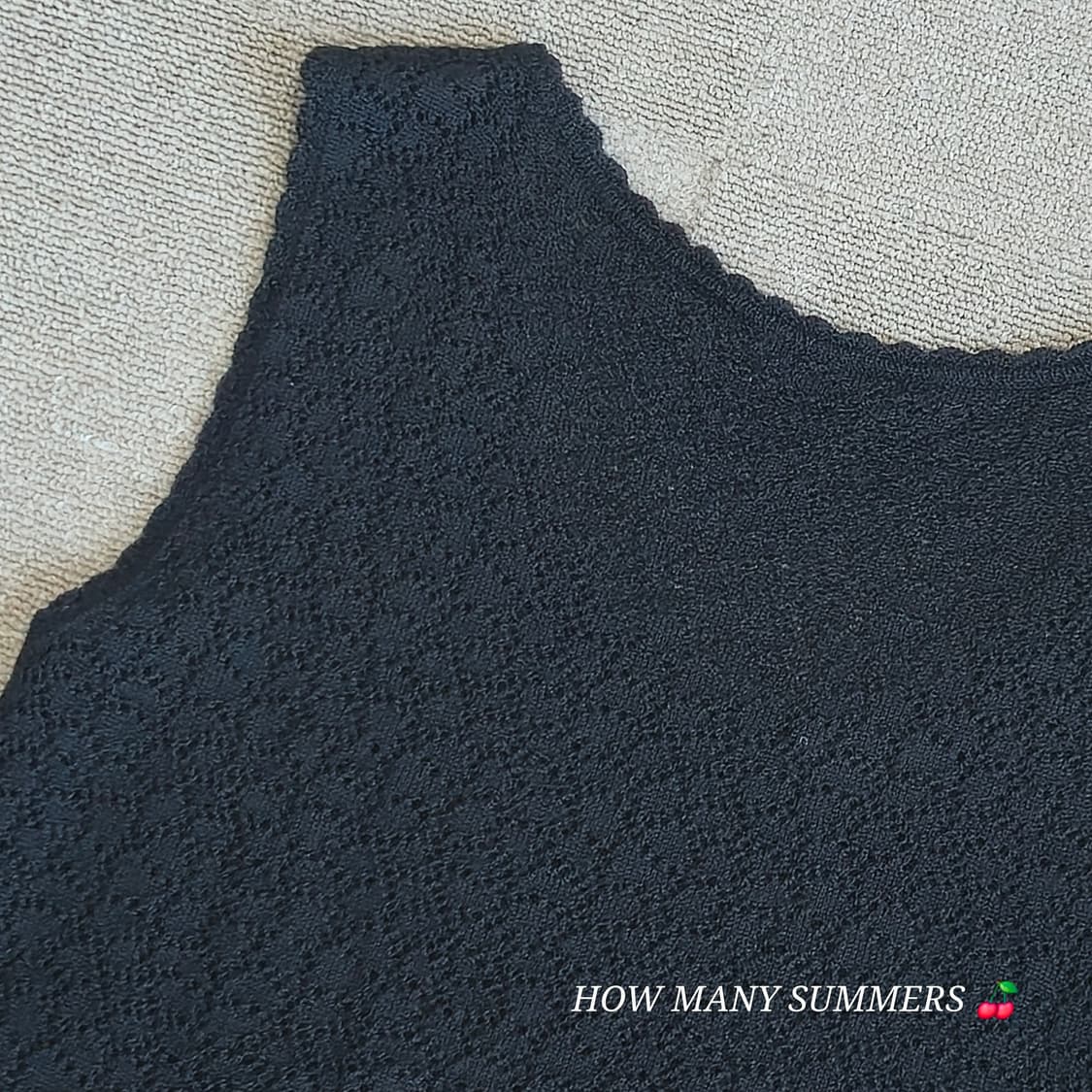 울 혼방 블랙 레이스 펀칭 니트 나시 상품이미지6