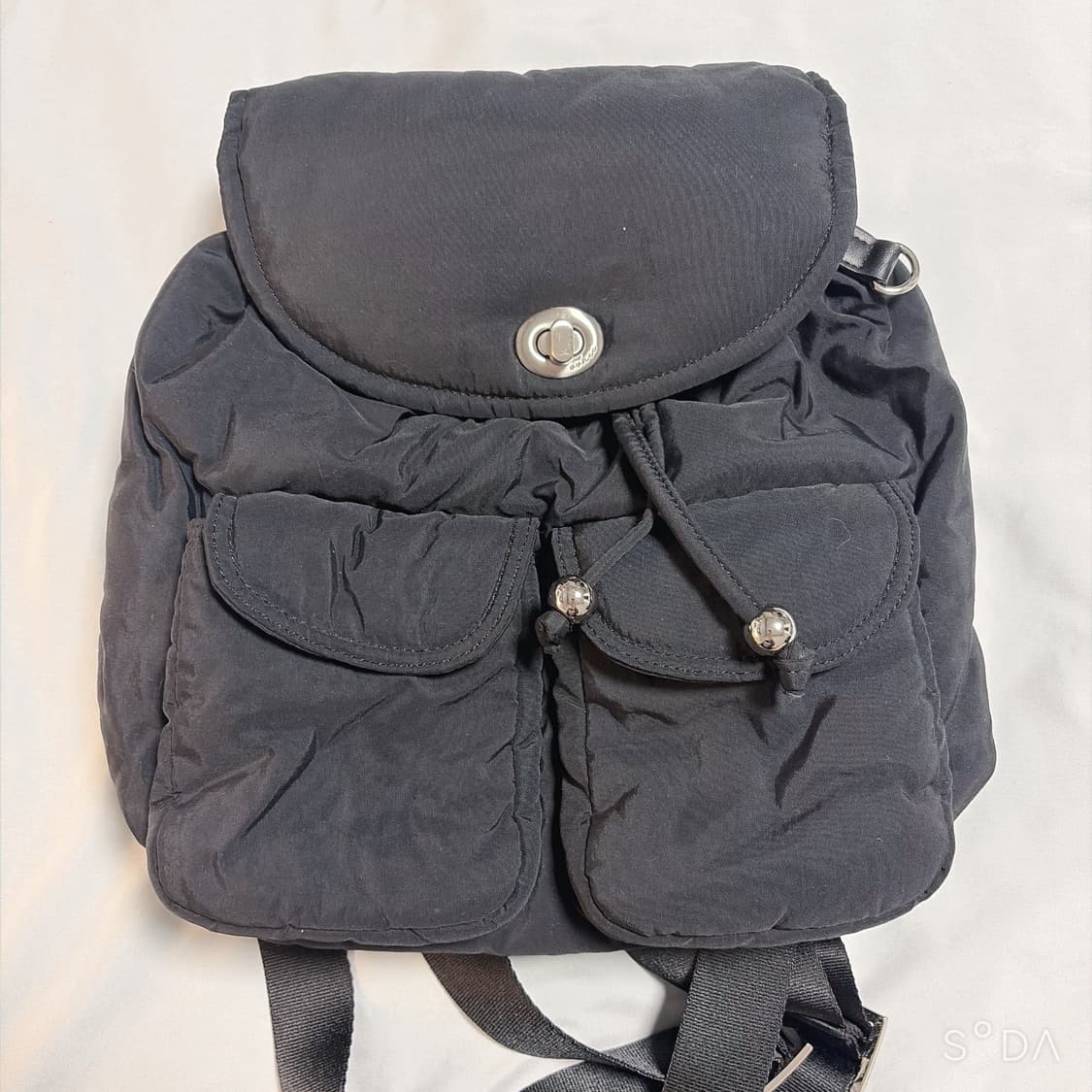 OVHEE 오브히 블랙 백팩 상품이미지2