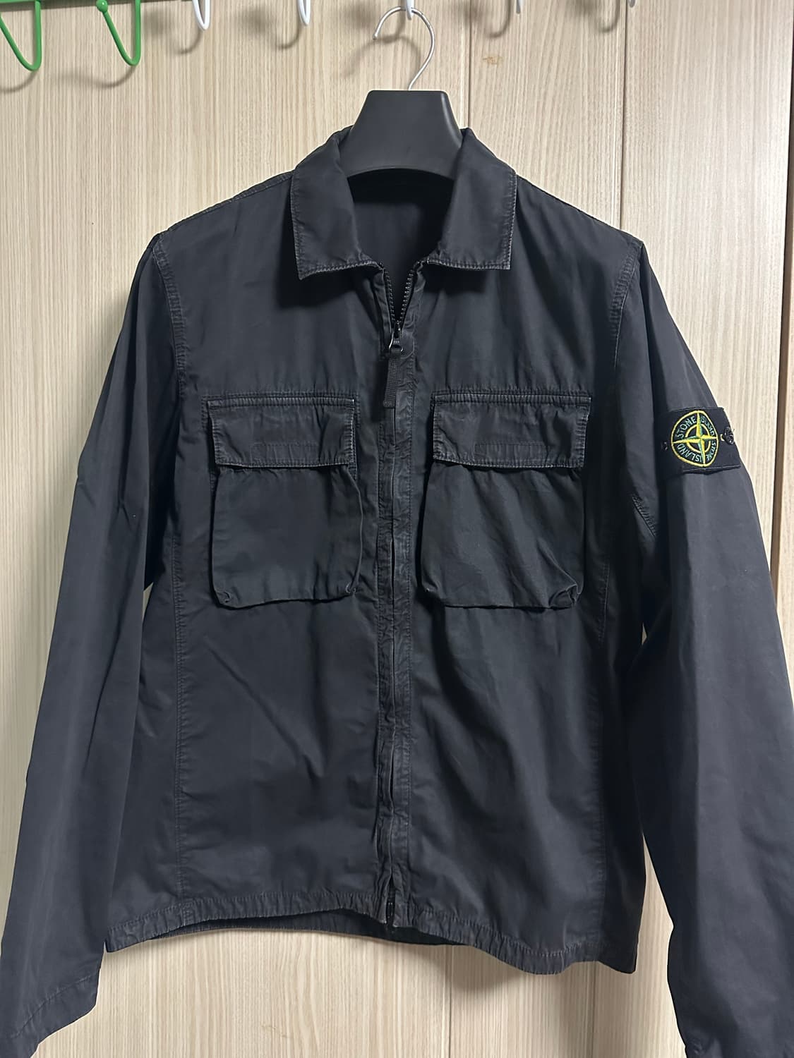 스톤아일랜드 올드임팩트 블랙셔츠 (M/100) 상품이미지1