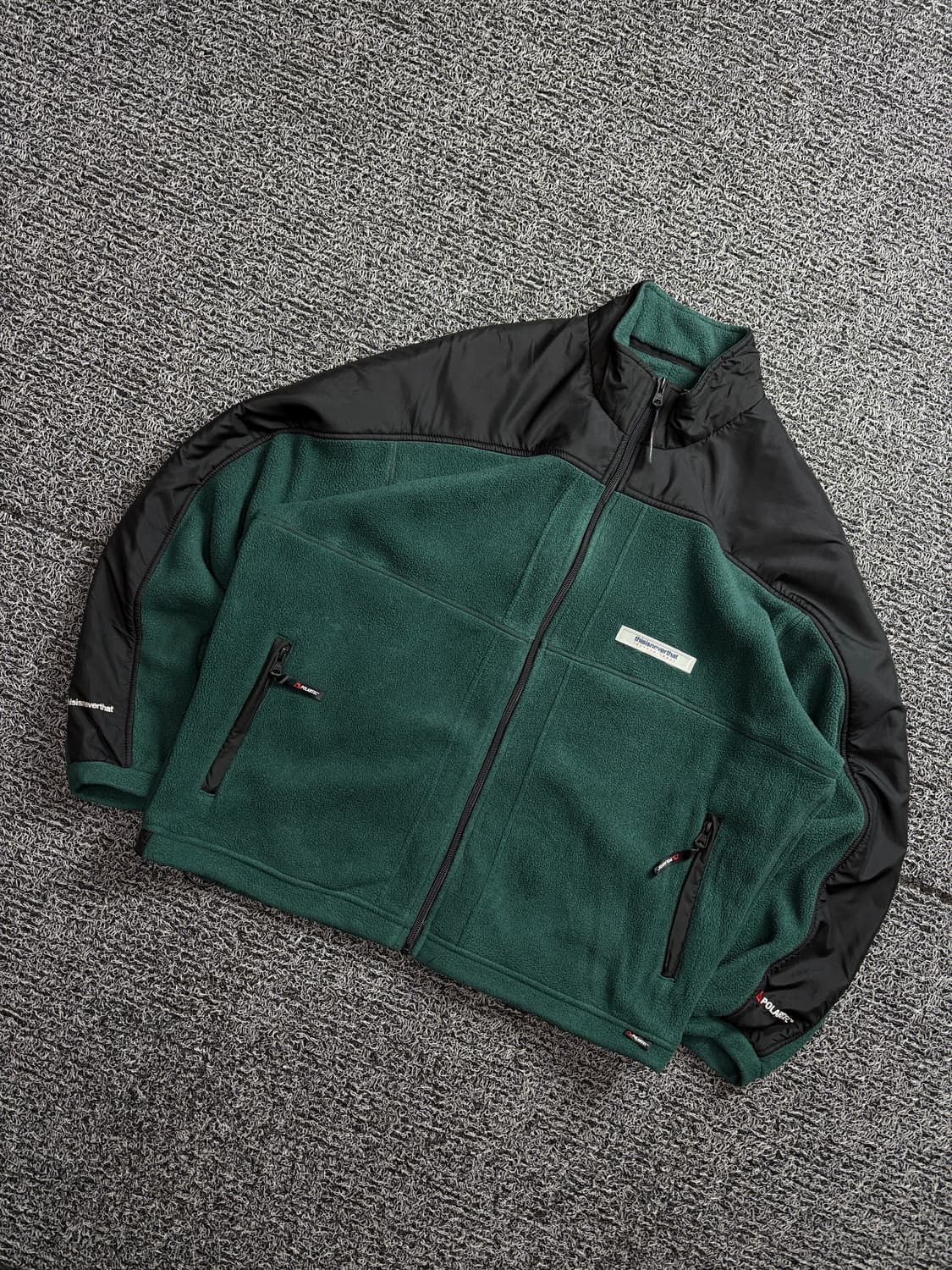 디스이즈네버댓 폴라텍 배색 박시핏 플리스 자켓 2026 상품이미지1