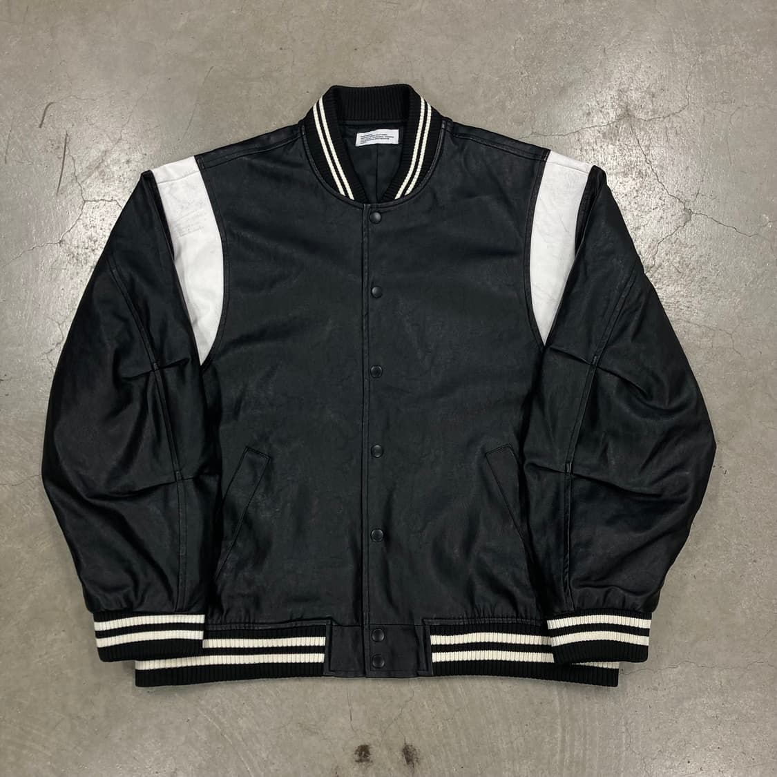 파르티멘토 블랙 컬러 레더 가죽 자켓 상품이미지1