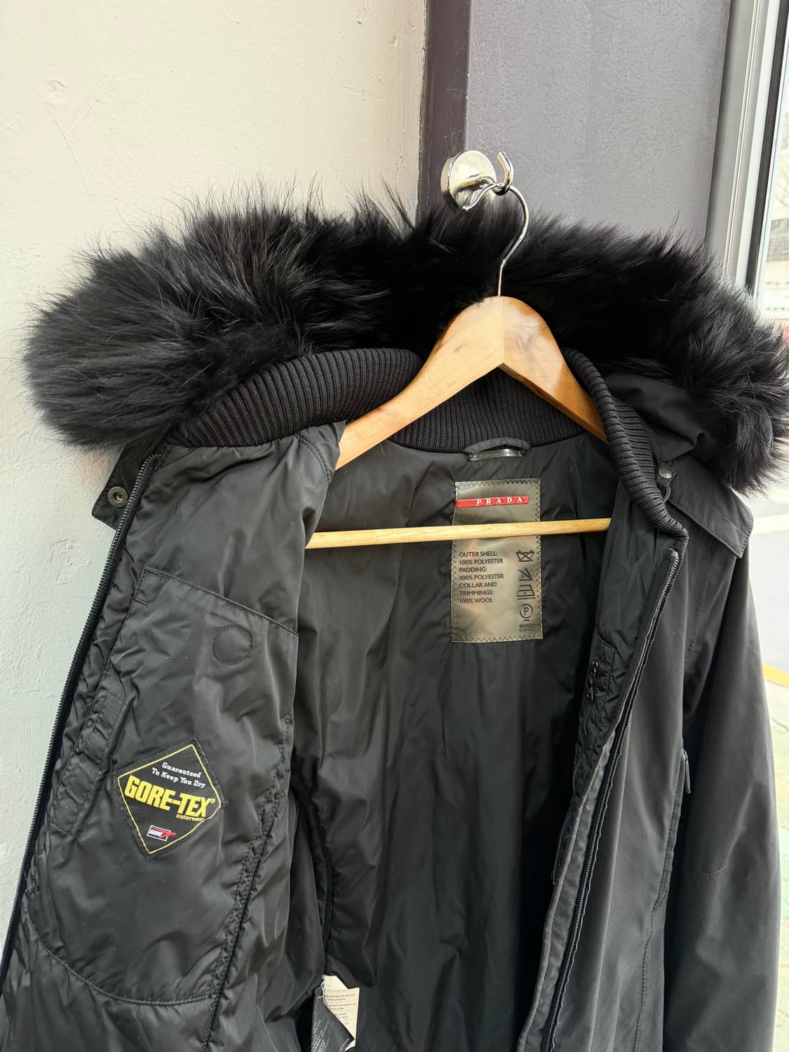 IT40/ 프라다 스포츠 고어텍스 리얼퍼 후디드 패딩 상품이미지6