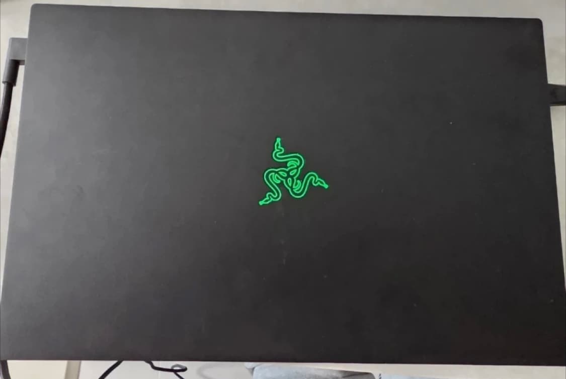 레이저 블레이드 17 240hz 고사양 게이밍노트북 상품이미지1