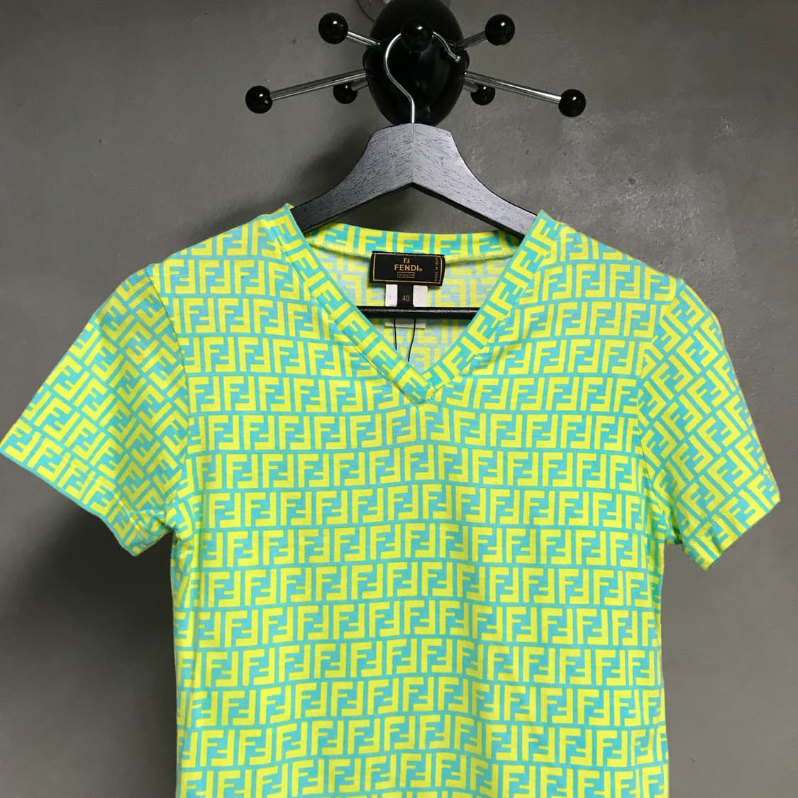 펜디 반팔 티셔츠 40(W) 상품이미지2