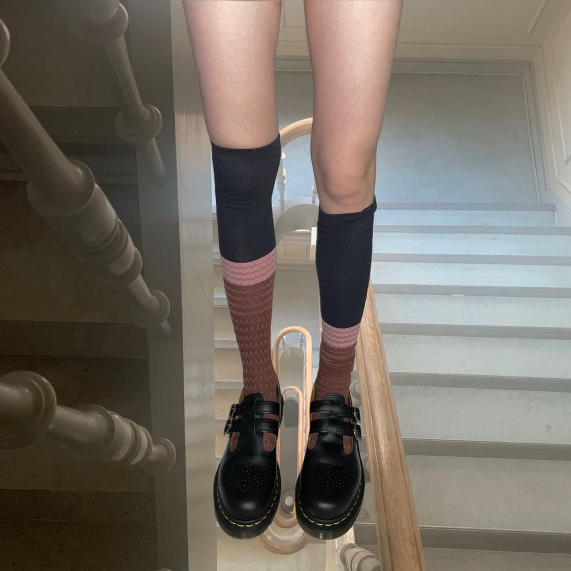 Jacquard over the knee socks 자카드 니삭스 상품이미지1