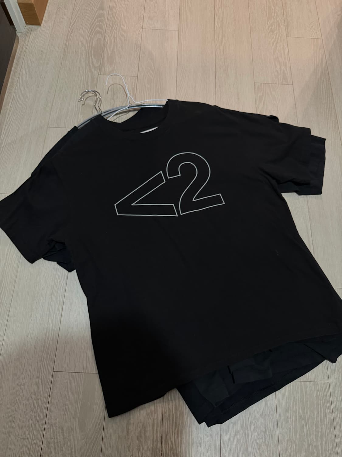 [M] 투홀리스 베이비셀렉츠 내한 공연 머천 반팔티 상품이미지1