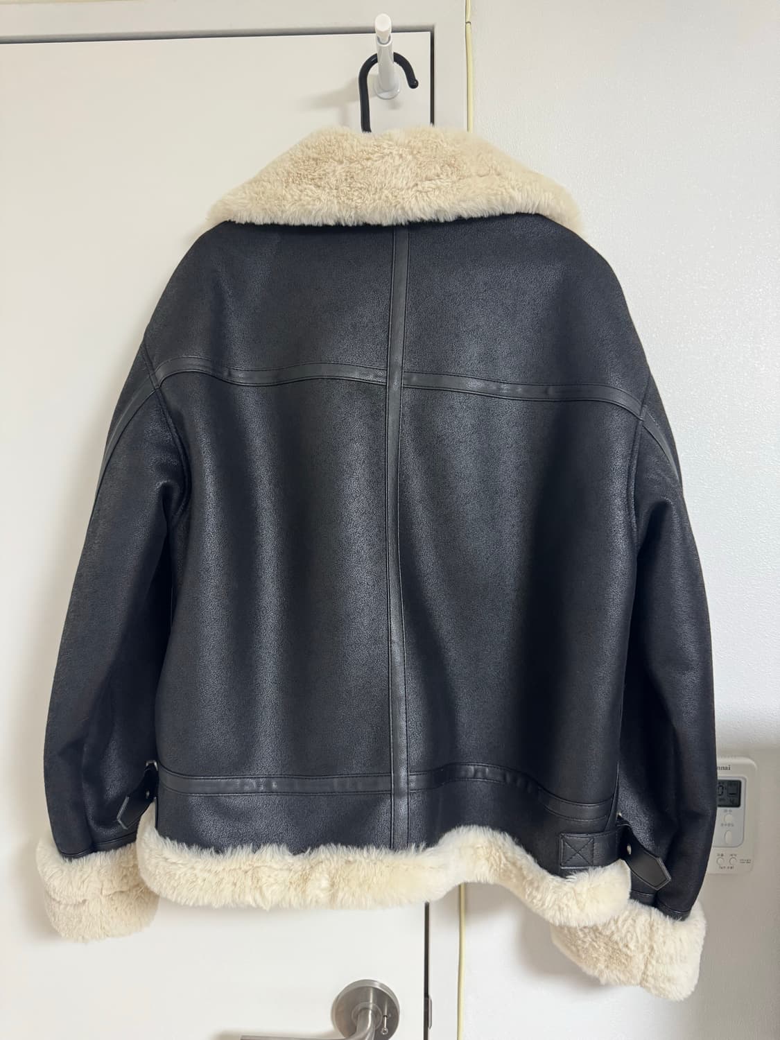 도프셉 무스탕 블랙 베이지 상품이미지2