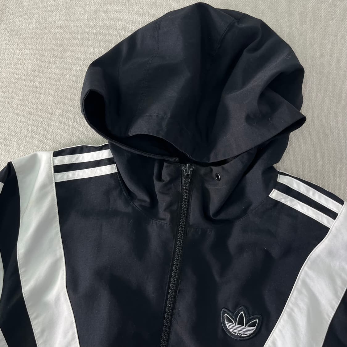 100 아디다스 범고래 윈드브레이커 자켓  상품이미지3