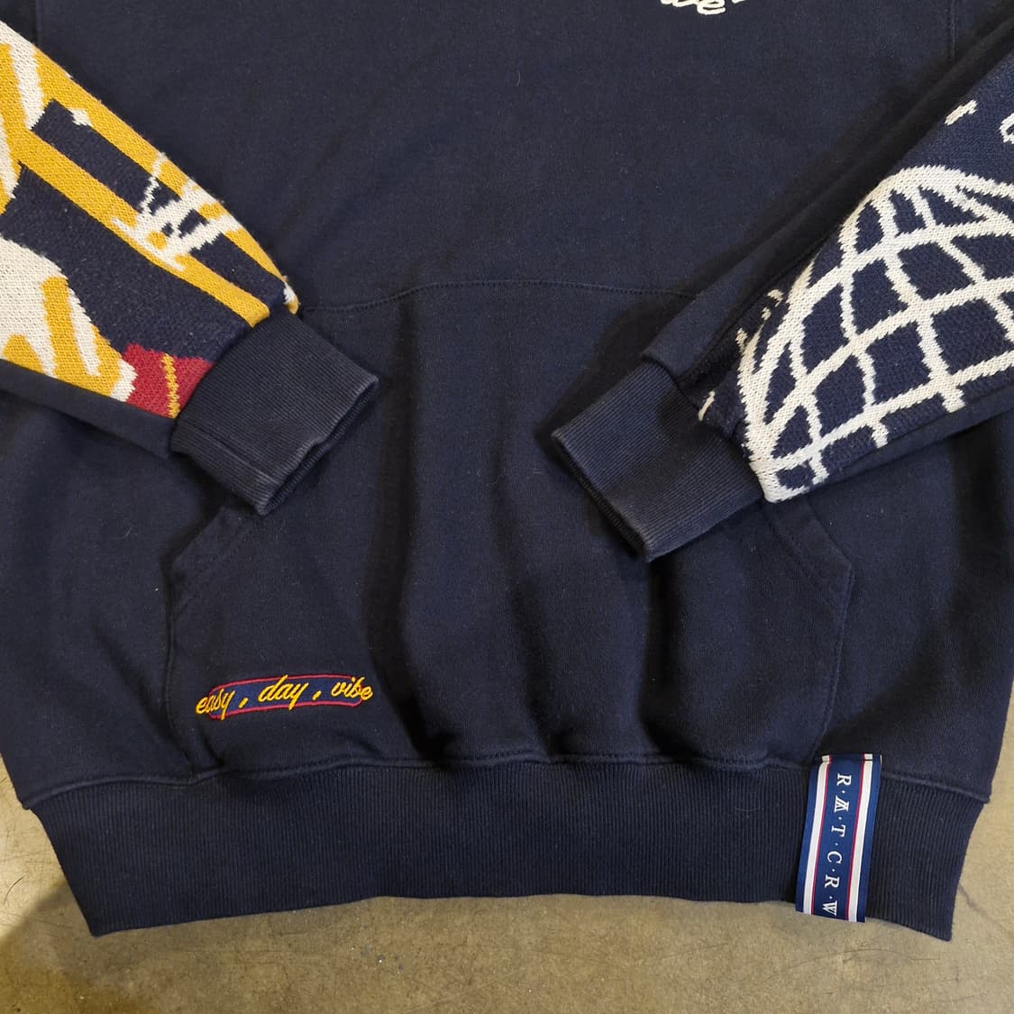 로맨틱 크라운 니트 배색 맨투맨 M~XL 상품이미지4