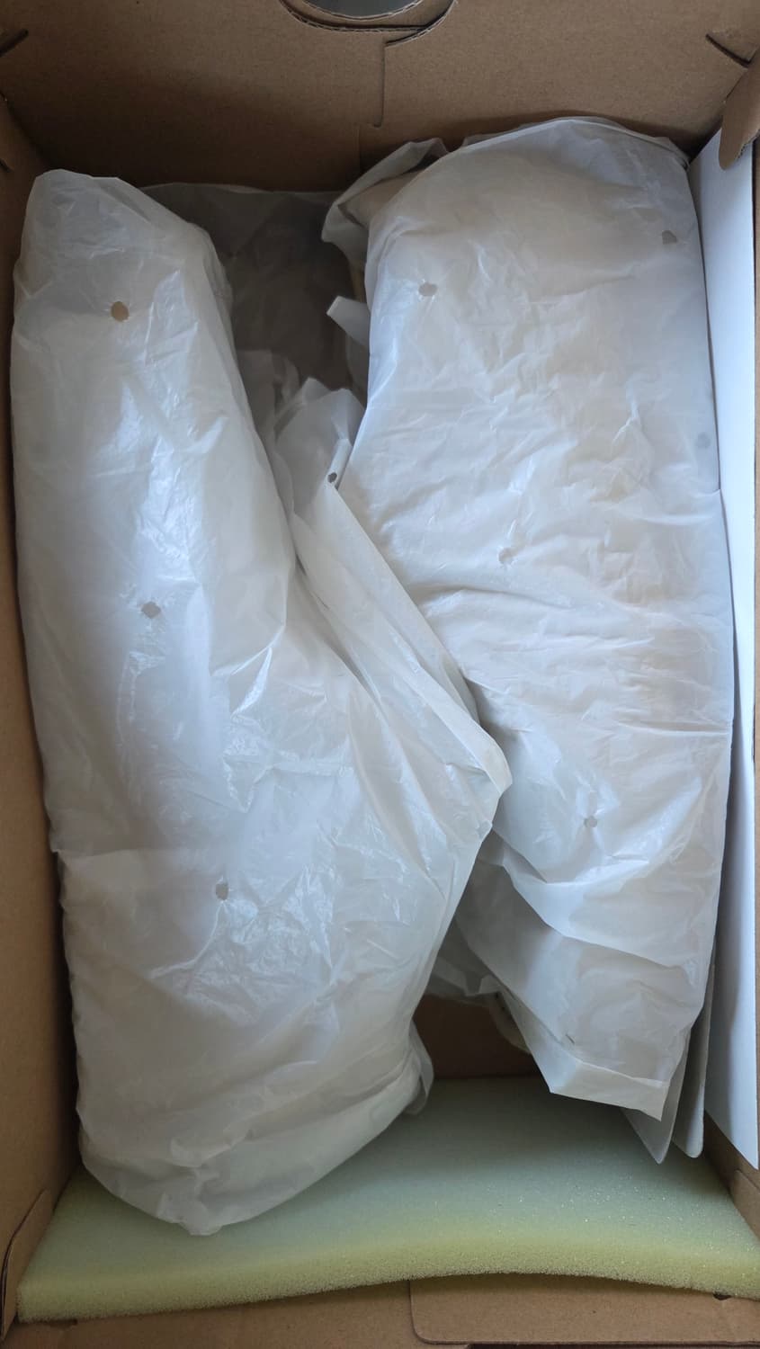 클락스 x 슈프림 페이턴트 레더 왈라비 크림 상품이미지4