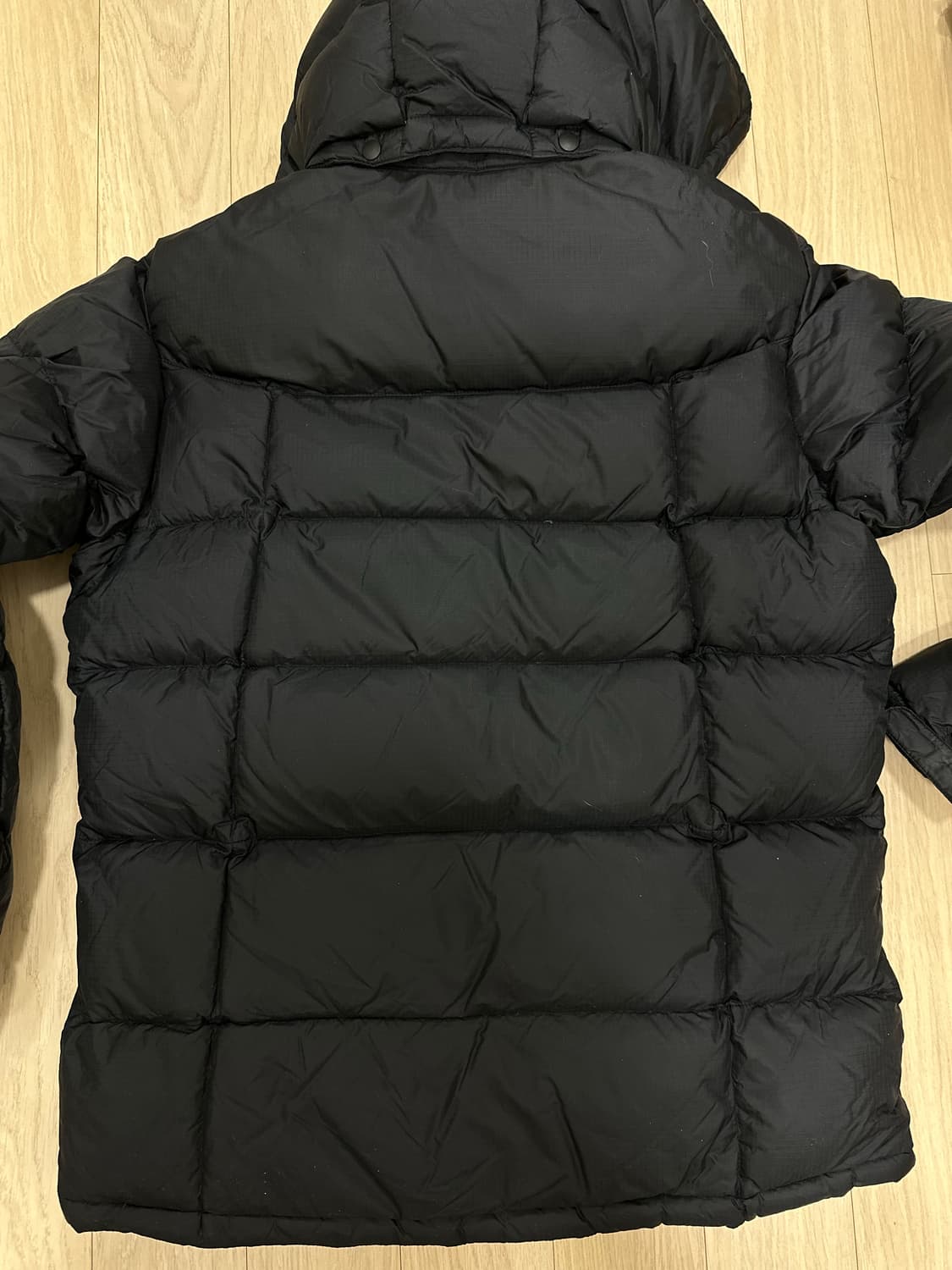 살로몬 올드스쿨 700필 패딩 95-100 상품이미지6