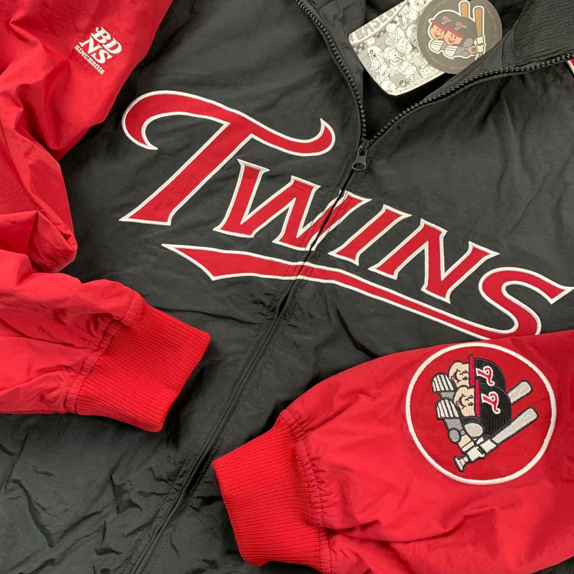 LG트윈스 x 빠더너스 덕아웃 자켓 검빨 (데드스탁)  상품이미지3