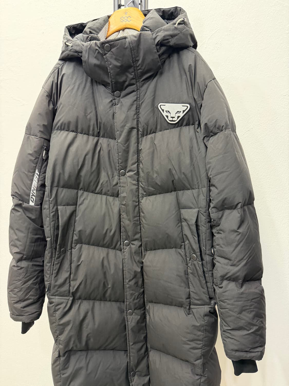 정품) 다이나핏 남성 블랙 롱패딩 L 상품이미지3