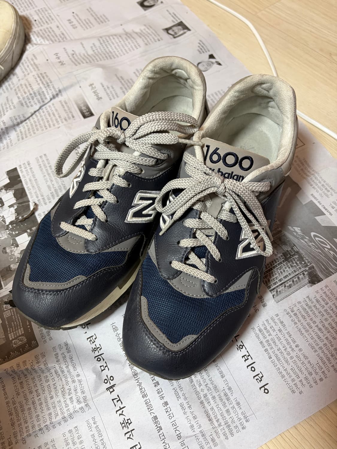 뉴발란스 1600 네이비 285 상품이미지1