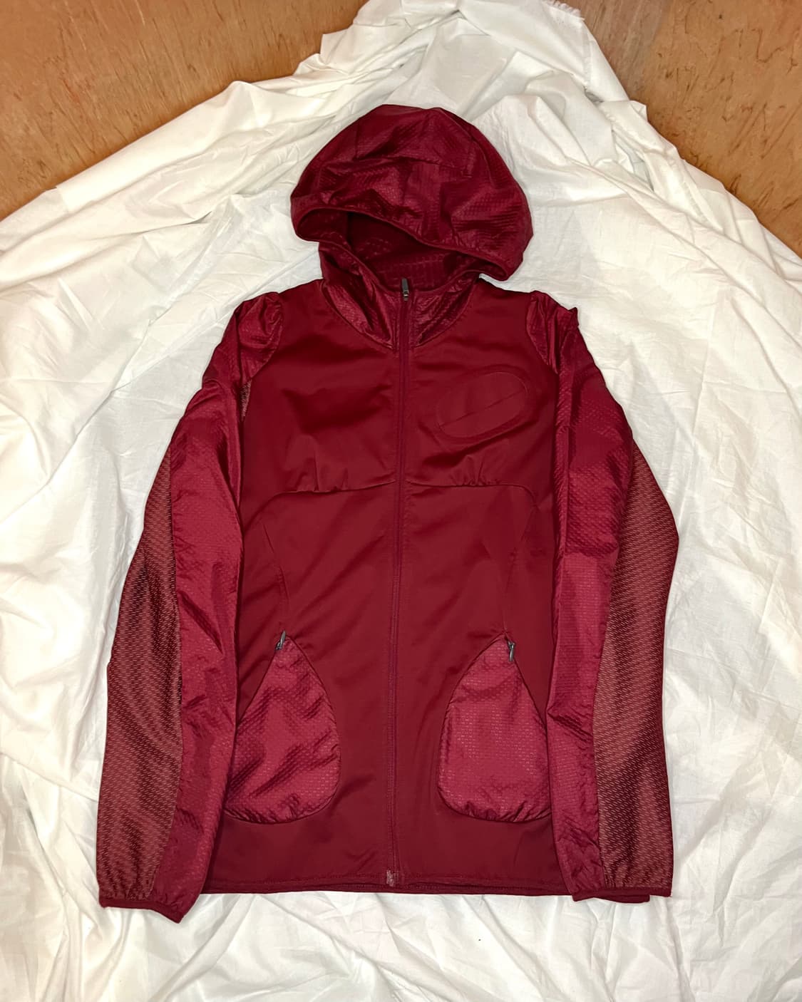 언더커버 나이키 갸쿠소우 버건디 후디드 러닝 재킷 상품이미지2