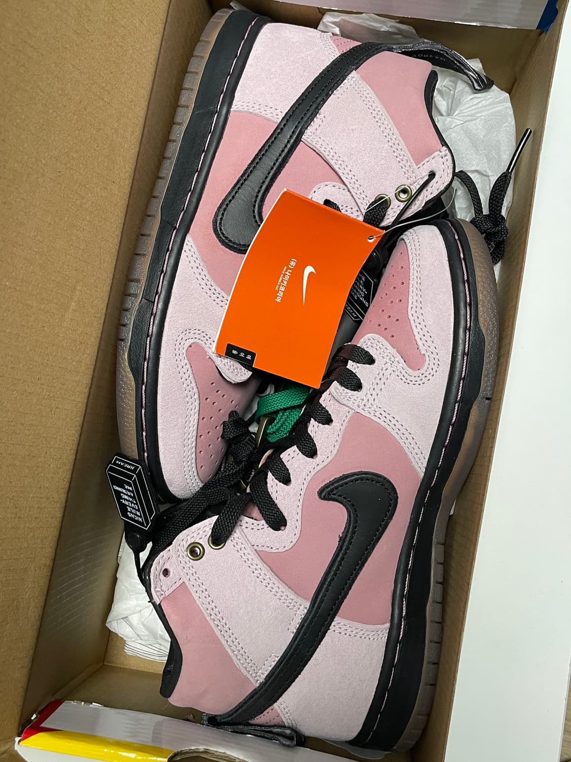 나이키 x KCDC SB 덩크 하이 프로 QS 엘리멘탈 핑크 235 상품이미지2