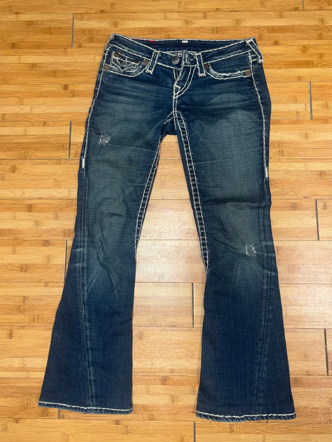 트루릴리전 Y2K 흰색스티치 부츠컷 데 님팬츠 상품이미지2