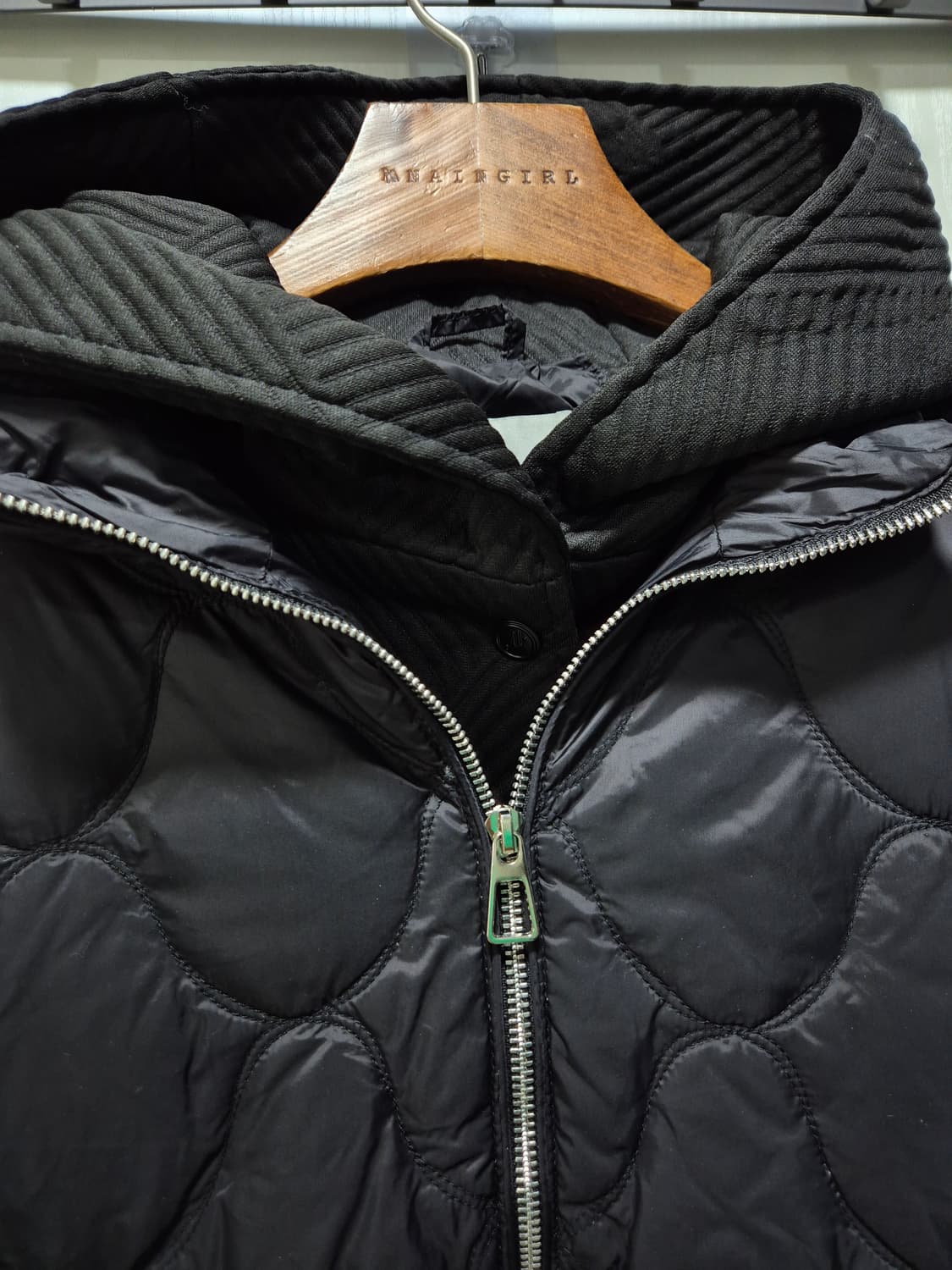 오리털100% 퀼팅 점퍼. 블랙 상품이미지2