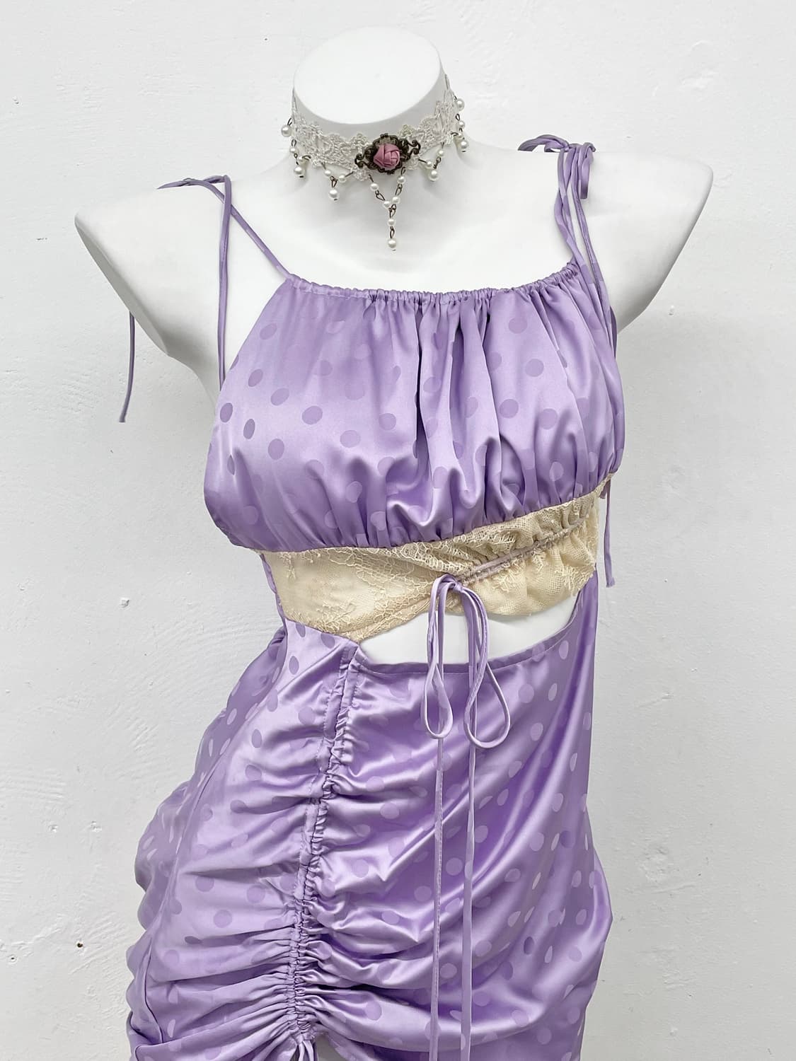 도트 셔링 새틴 레이스 원피스 상품이미지2