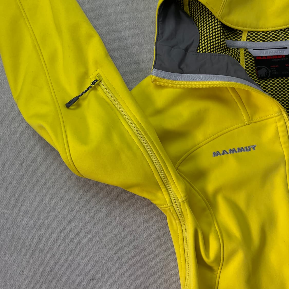 W 90 마무트 마운틴 파커 집업 자켓 상품이미지5